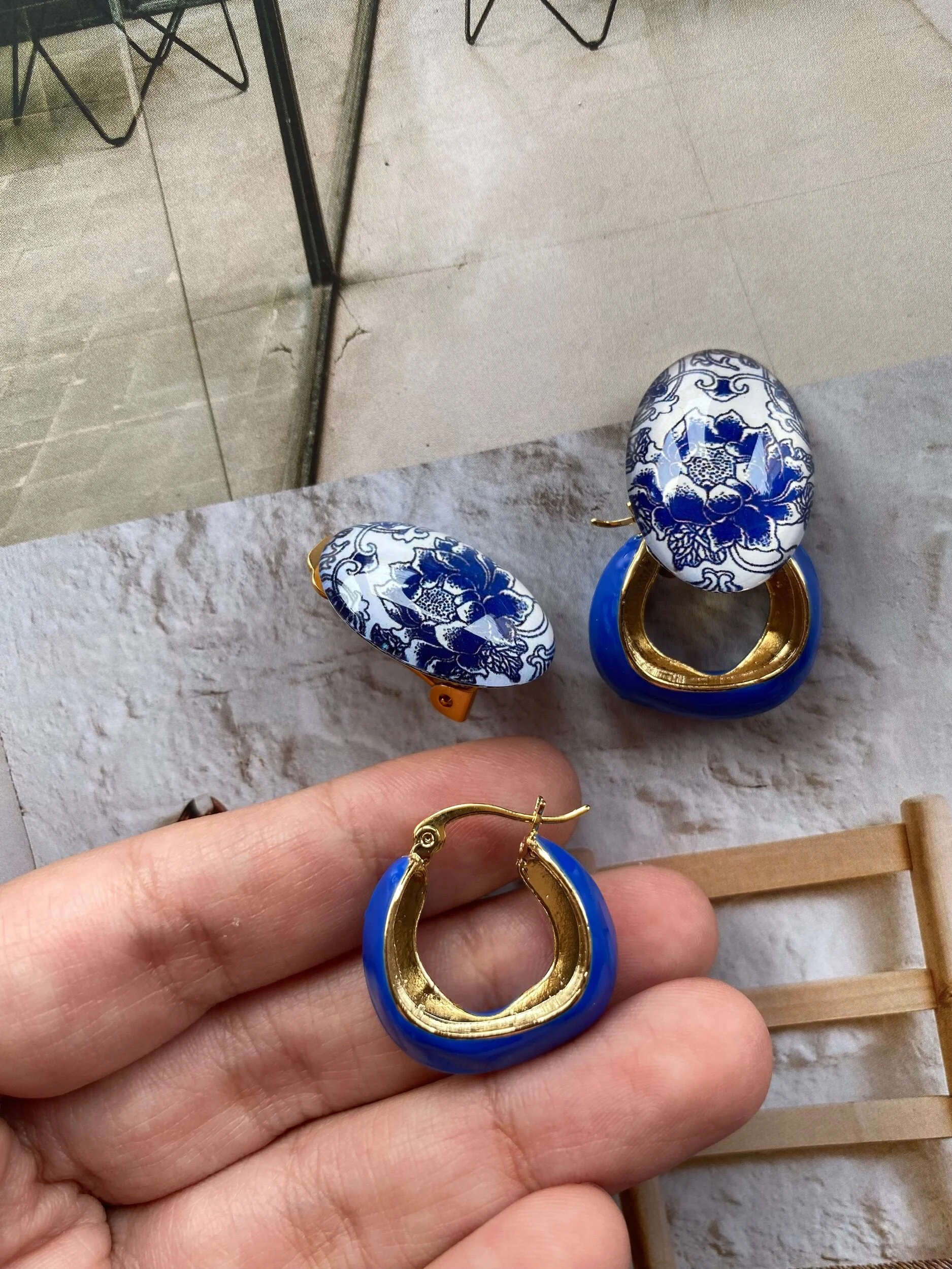 8F175A30-7574-44DE-BE4A-495623106293