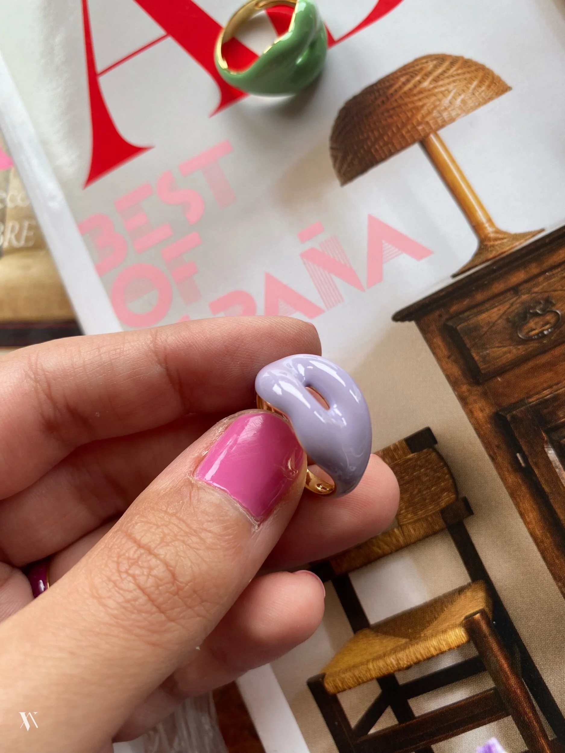 DE6141E6-3A13-4444-8552-1BAE8057C641