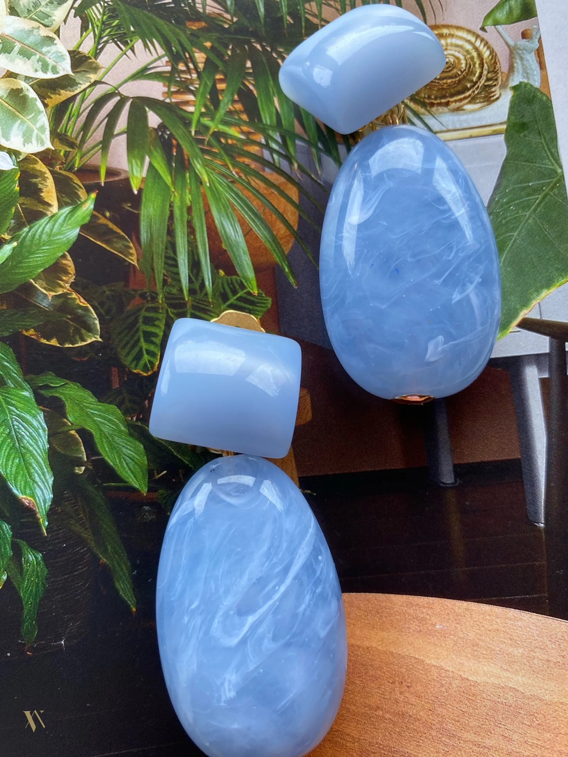 780C1285-D03F-4E2B-852D-C05B0A4A4FC1