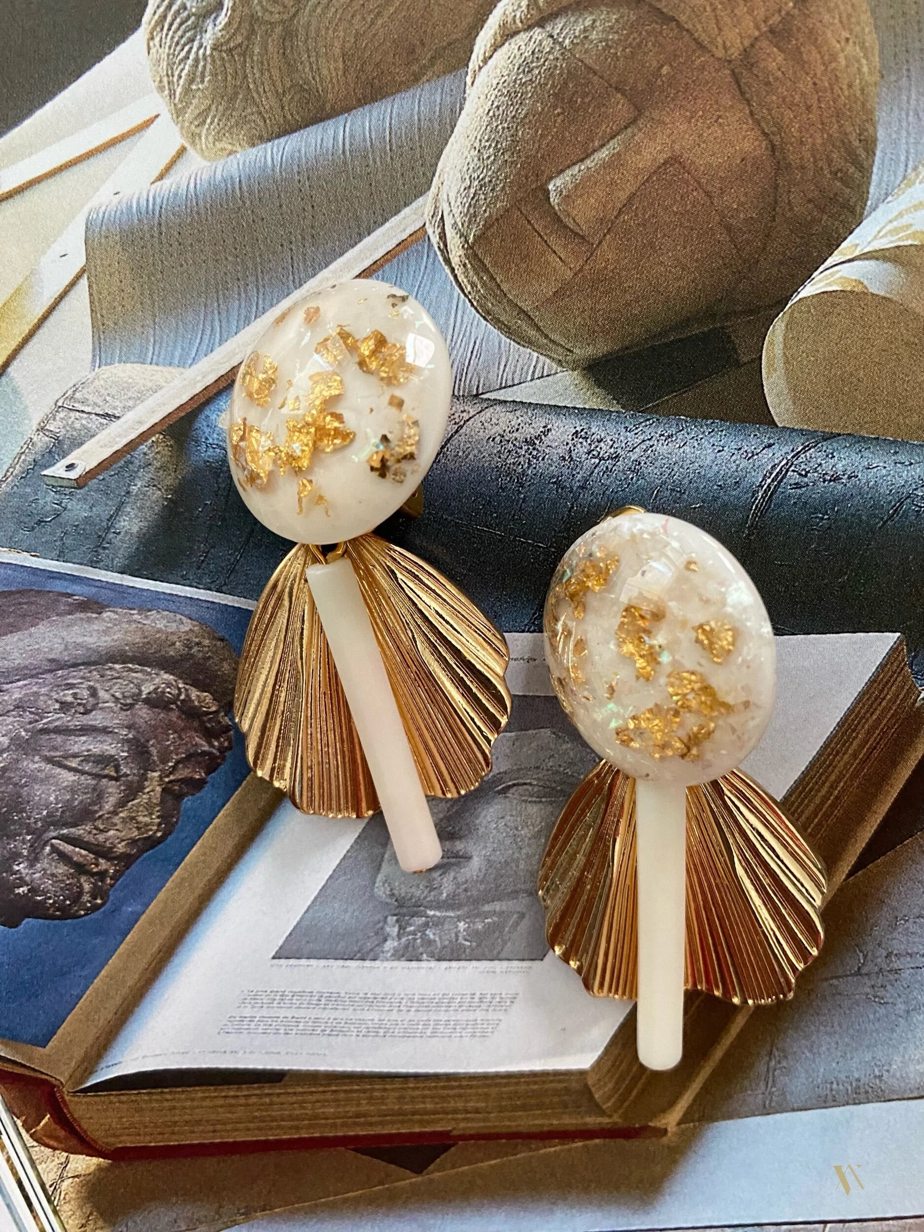 6EC0D4D6-6540-486F-B863-6C622403E355