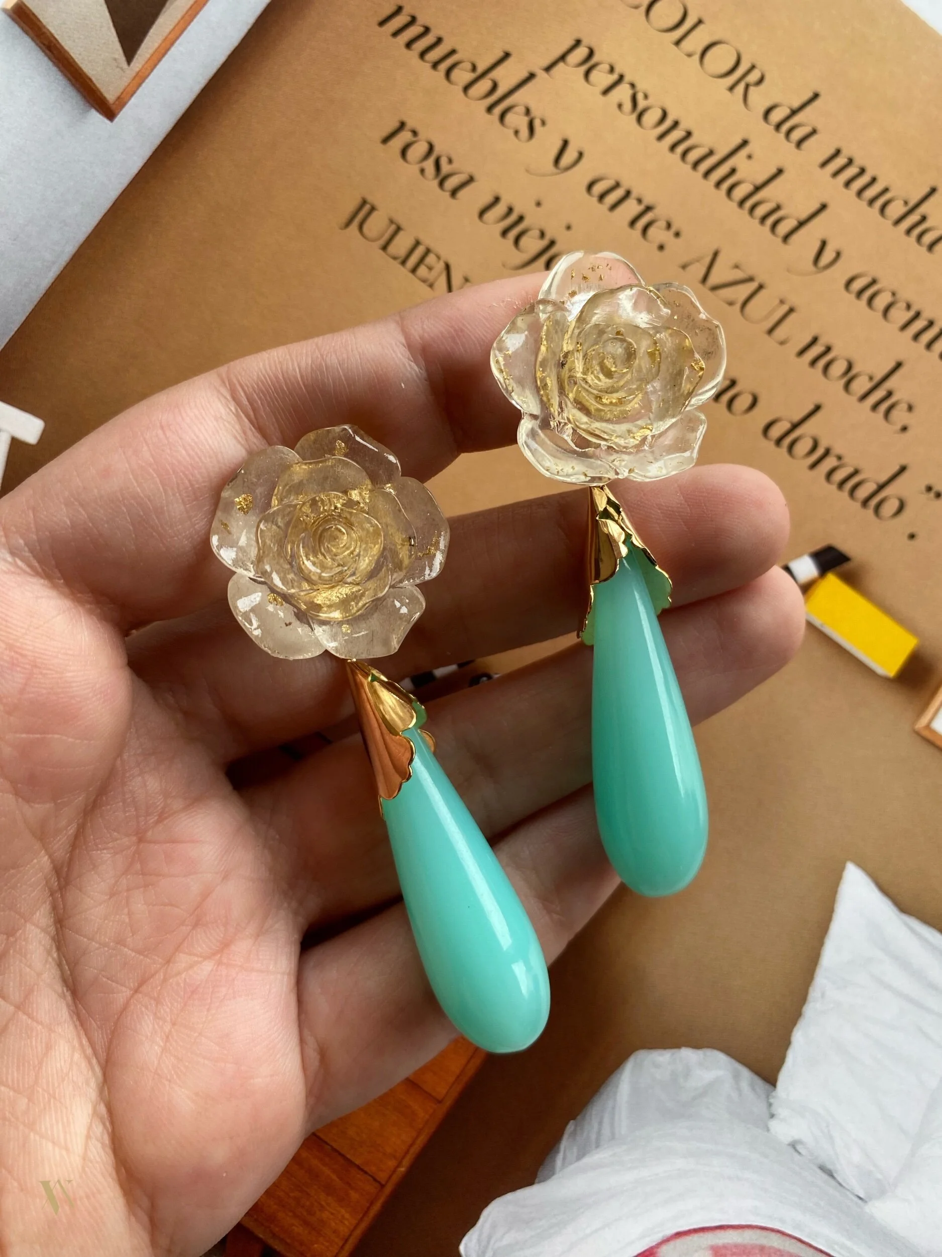 FCD9AF17-9A8C-464C-86F6-41DE7293F35E