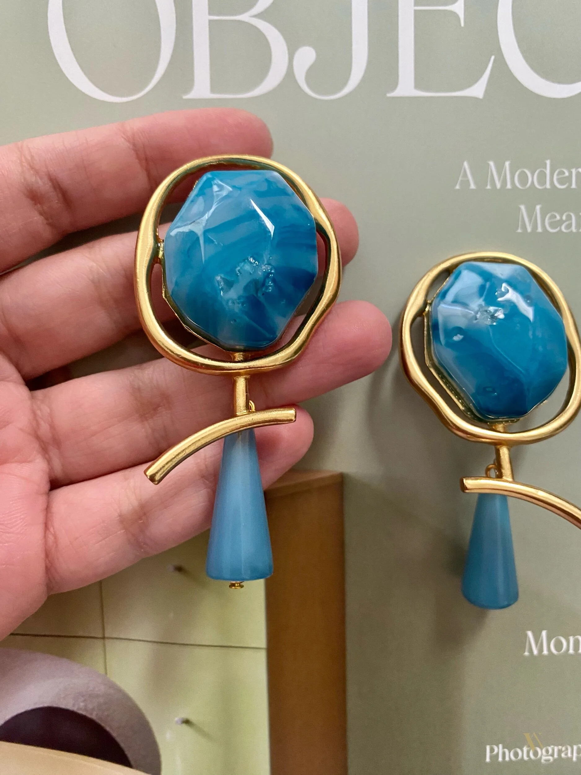 57AAEFE9-0B1E-4FBA-9E04-6DED97714015