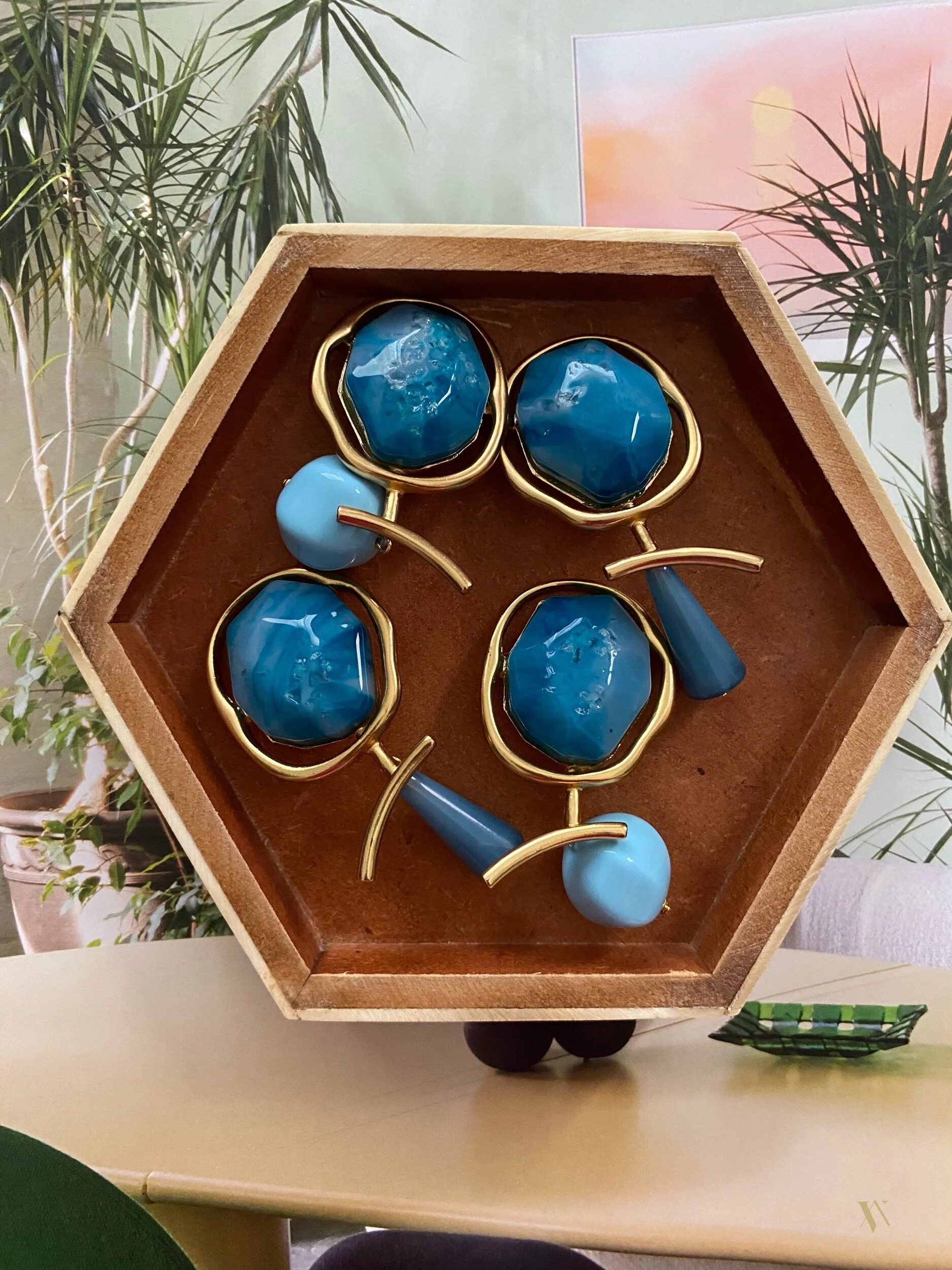 363E6FAA-1038-4FF2-B8C0-47CEE1131088