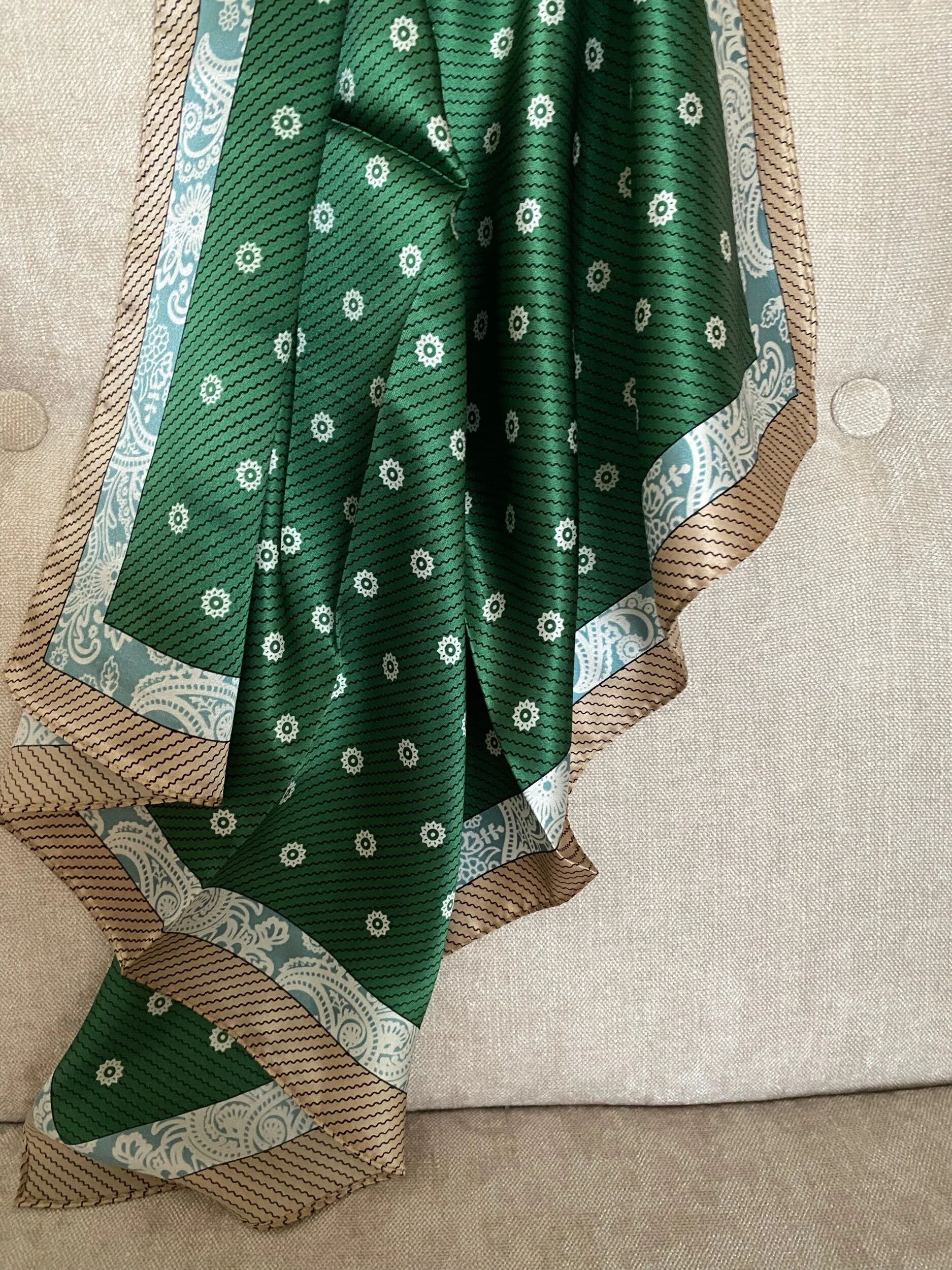 52F1A76B-FB81-43A3-ADEA-44989704F53B