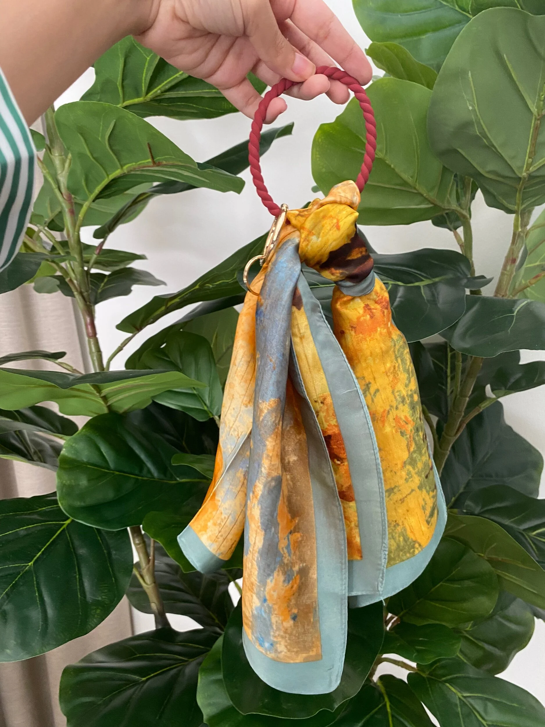 B2136FE3-1784-4F29-A0E9-1030D92A7E73