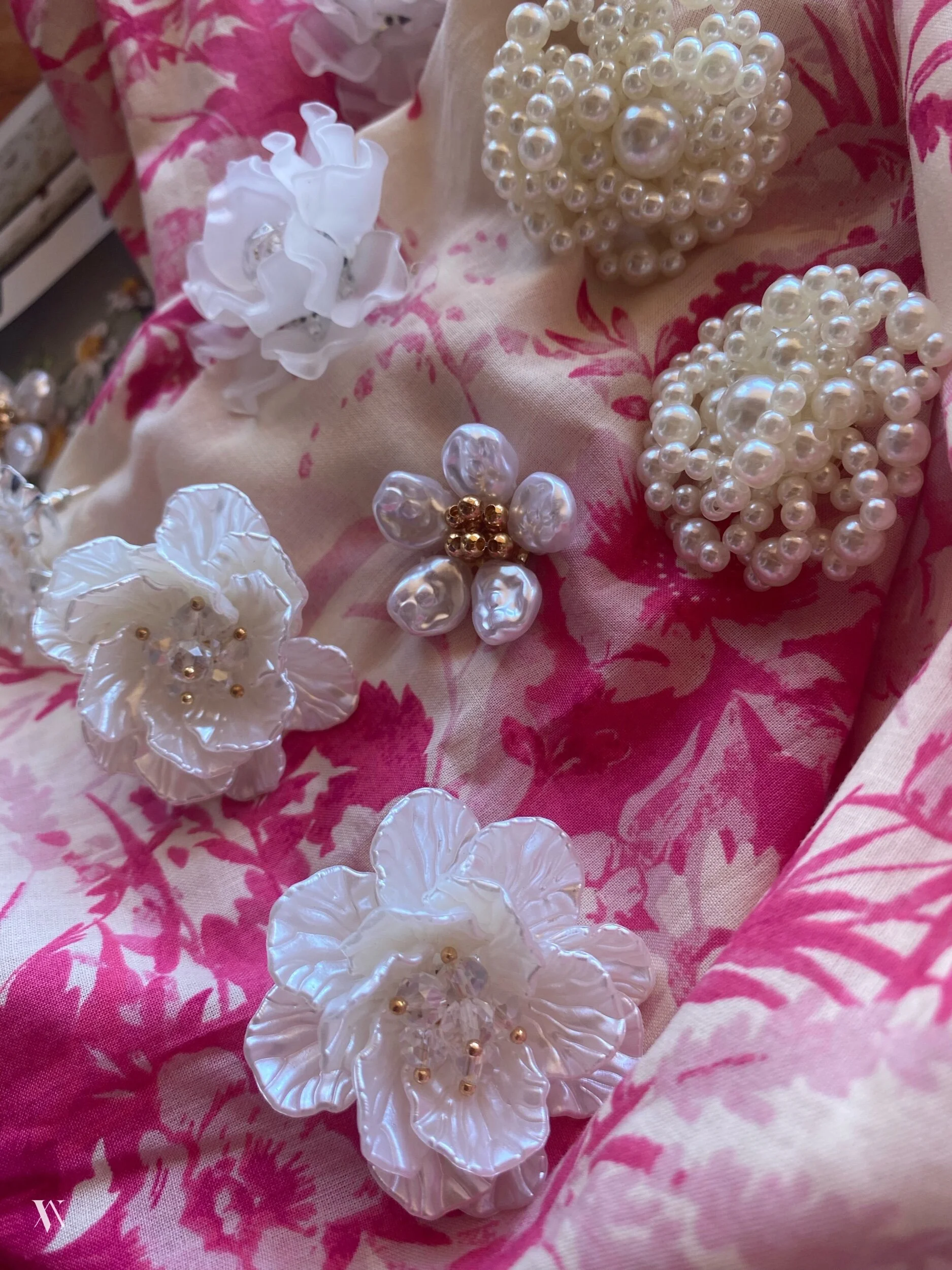 3E92DB69-5BA3-4C0B-B865-A791D07B6E20