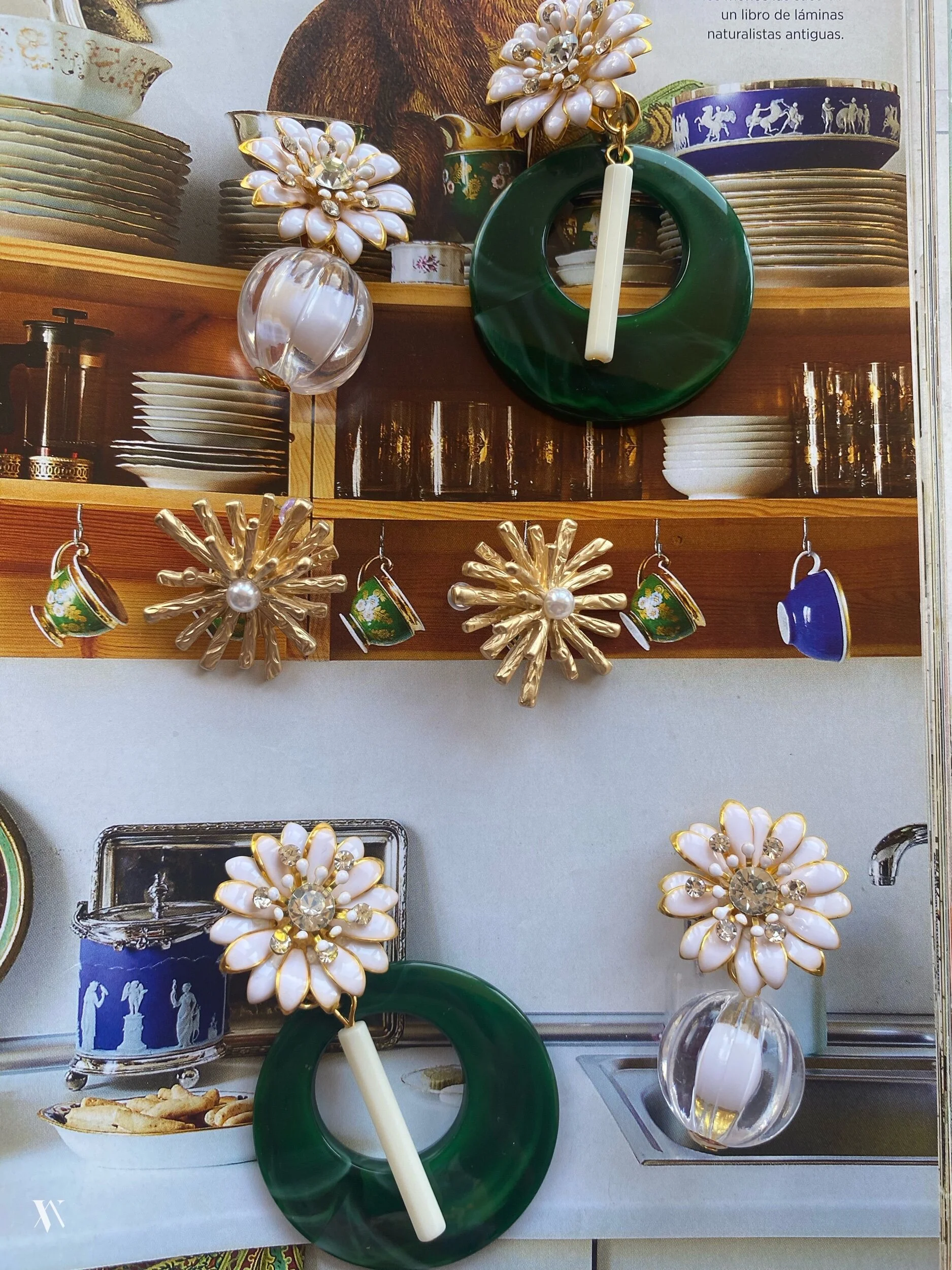 87B2B338-2E6D-4C4B-B8E9-7CB99EEACDD3