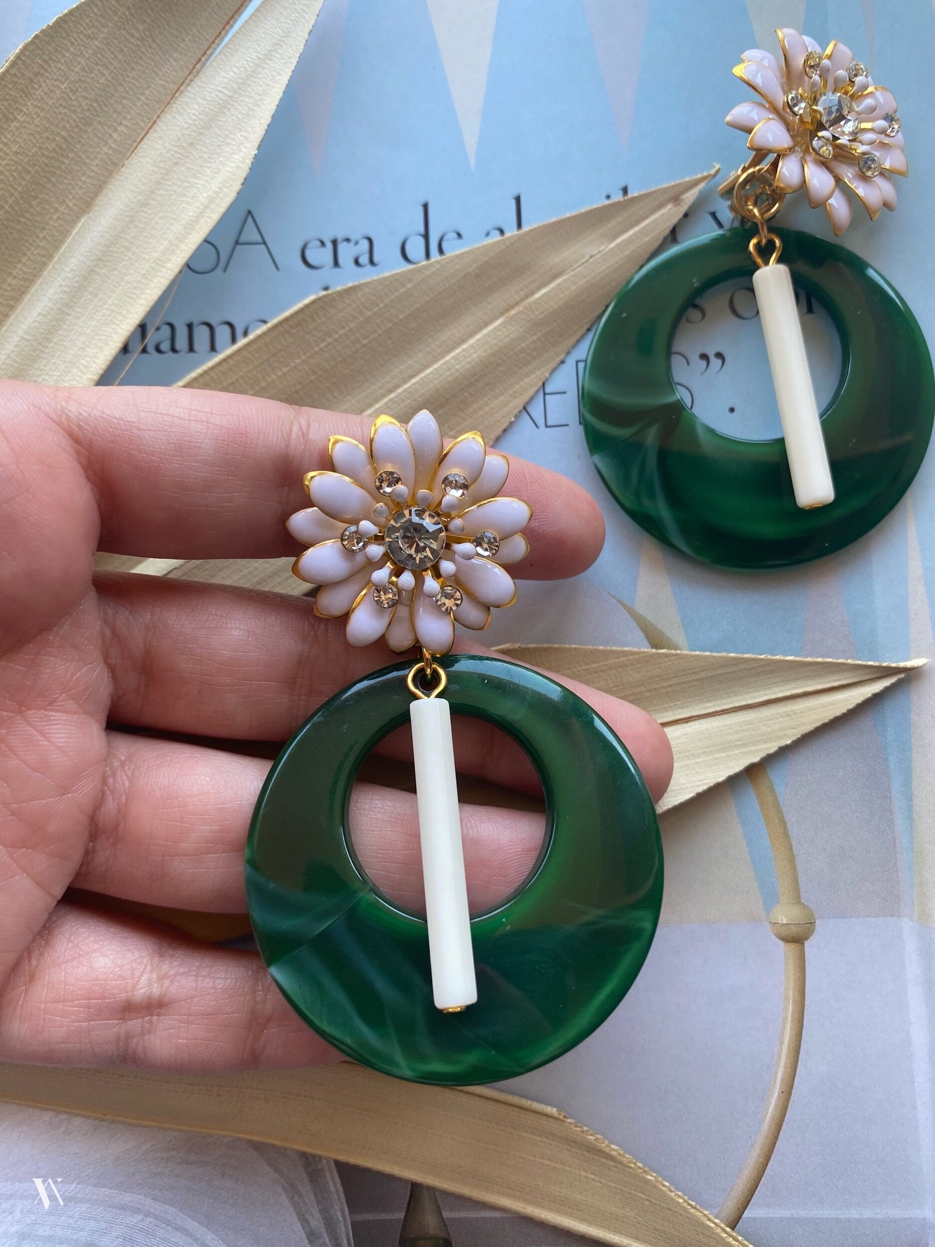 8D4B66C2-1E8B-4E15-9572-08F1E76317D5