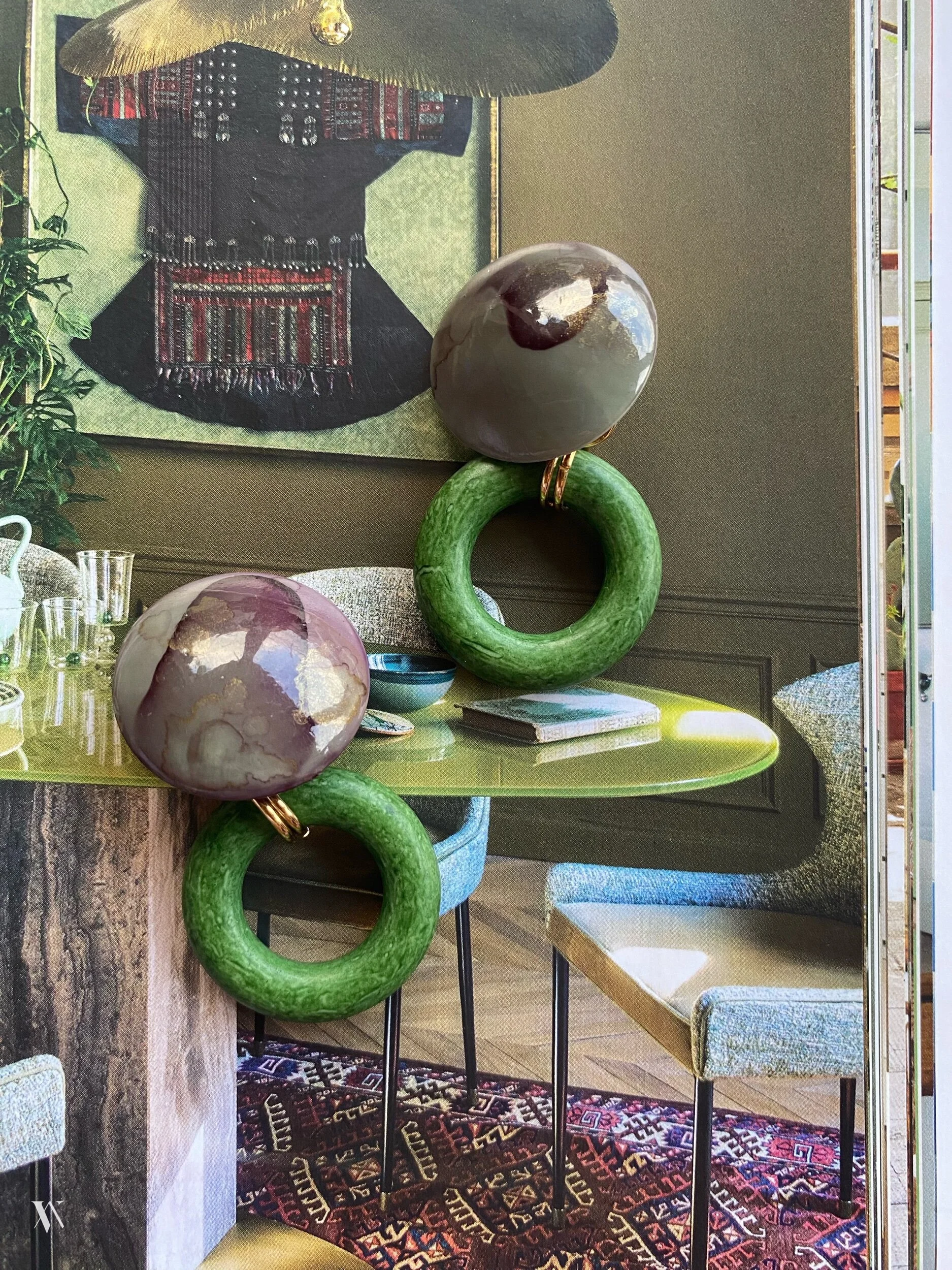 BABF6433-E649-442F-BE51-48333EFF3972