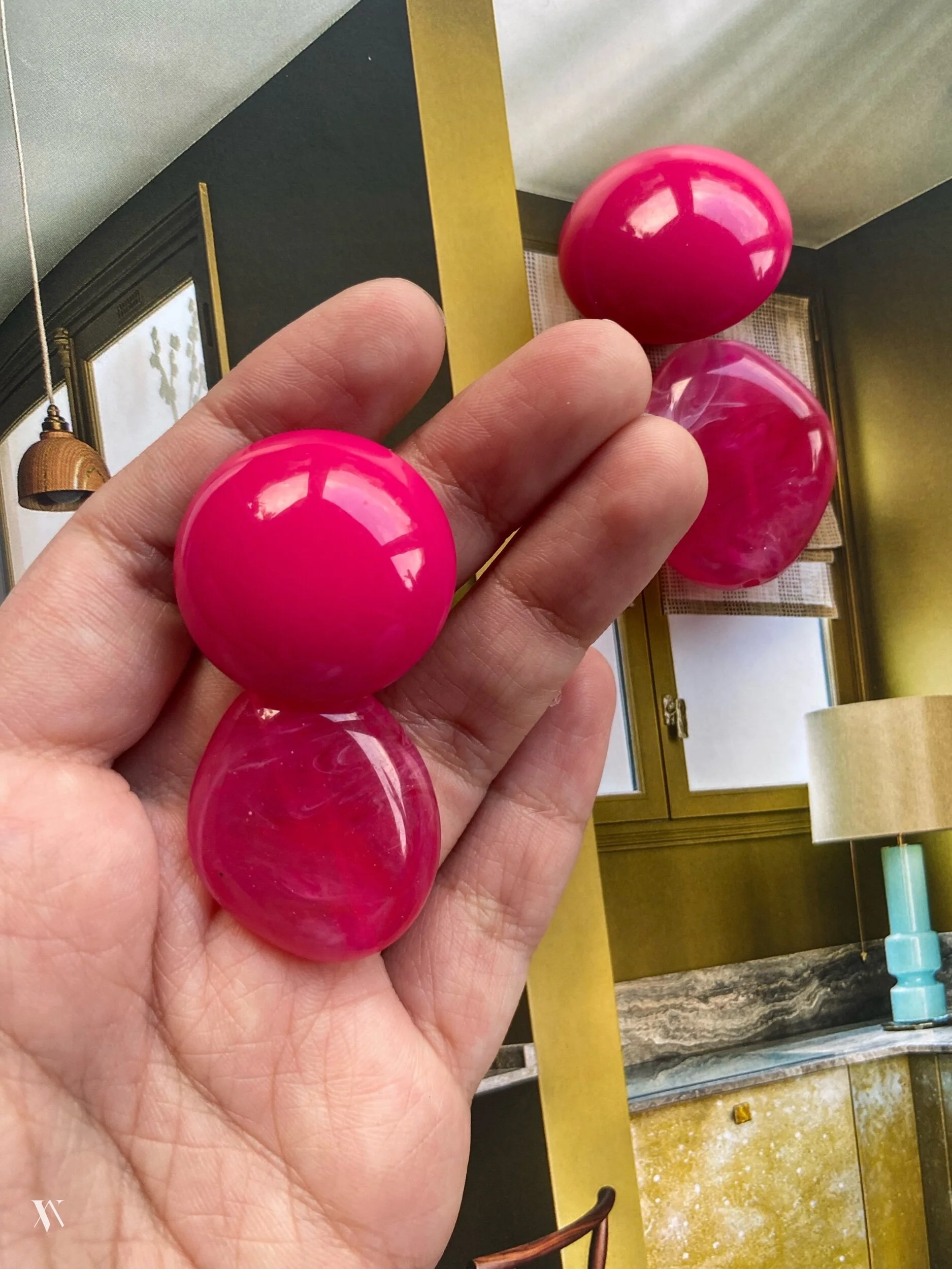 B2C43D4E-9DF0-460A-B7B9-9E16C0D7417F