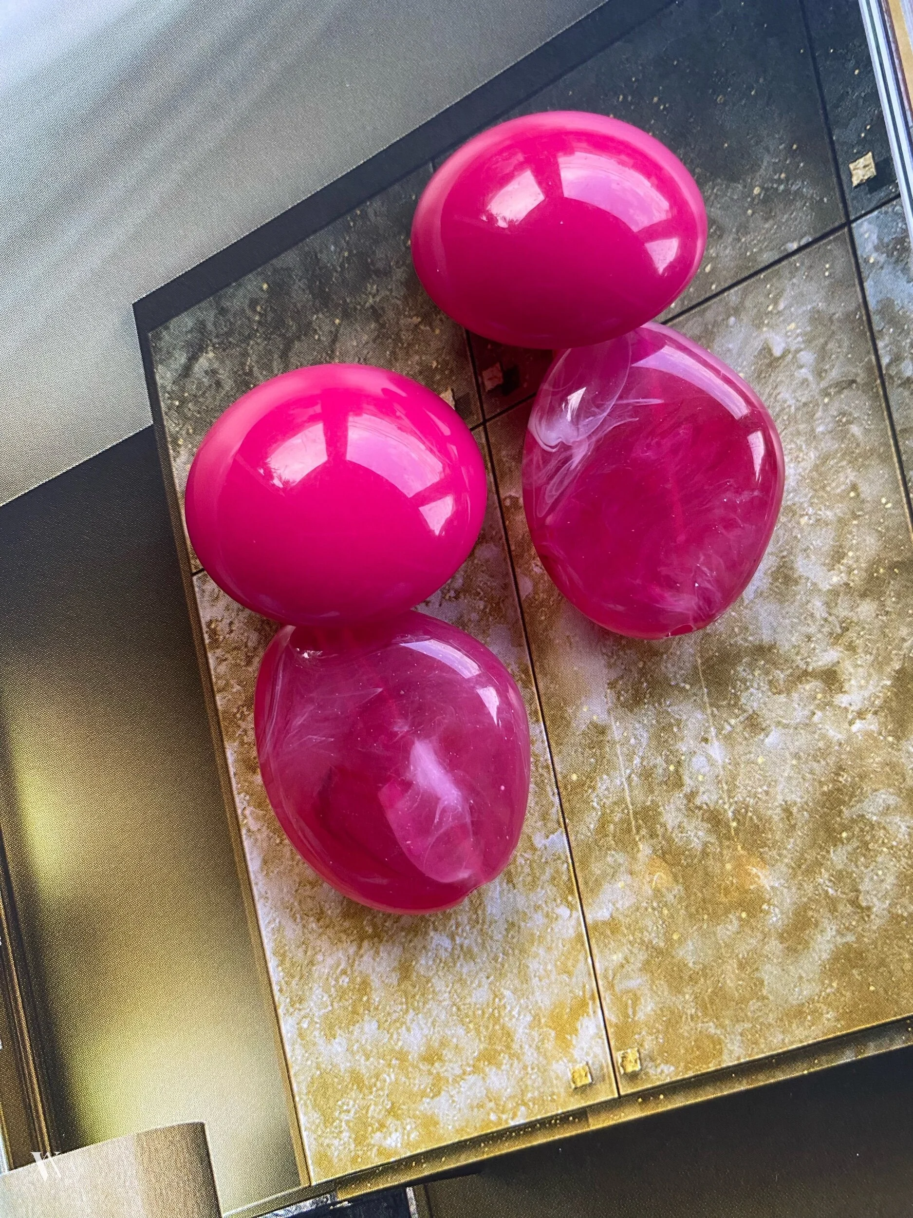 B41D70D0-6F40-4DAC-B1B2-F0CE4E34A3B8