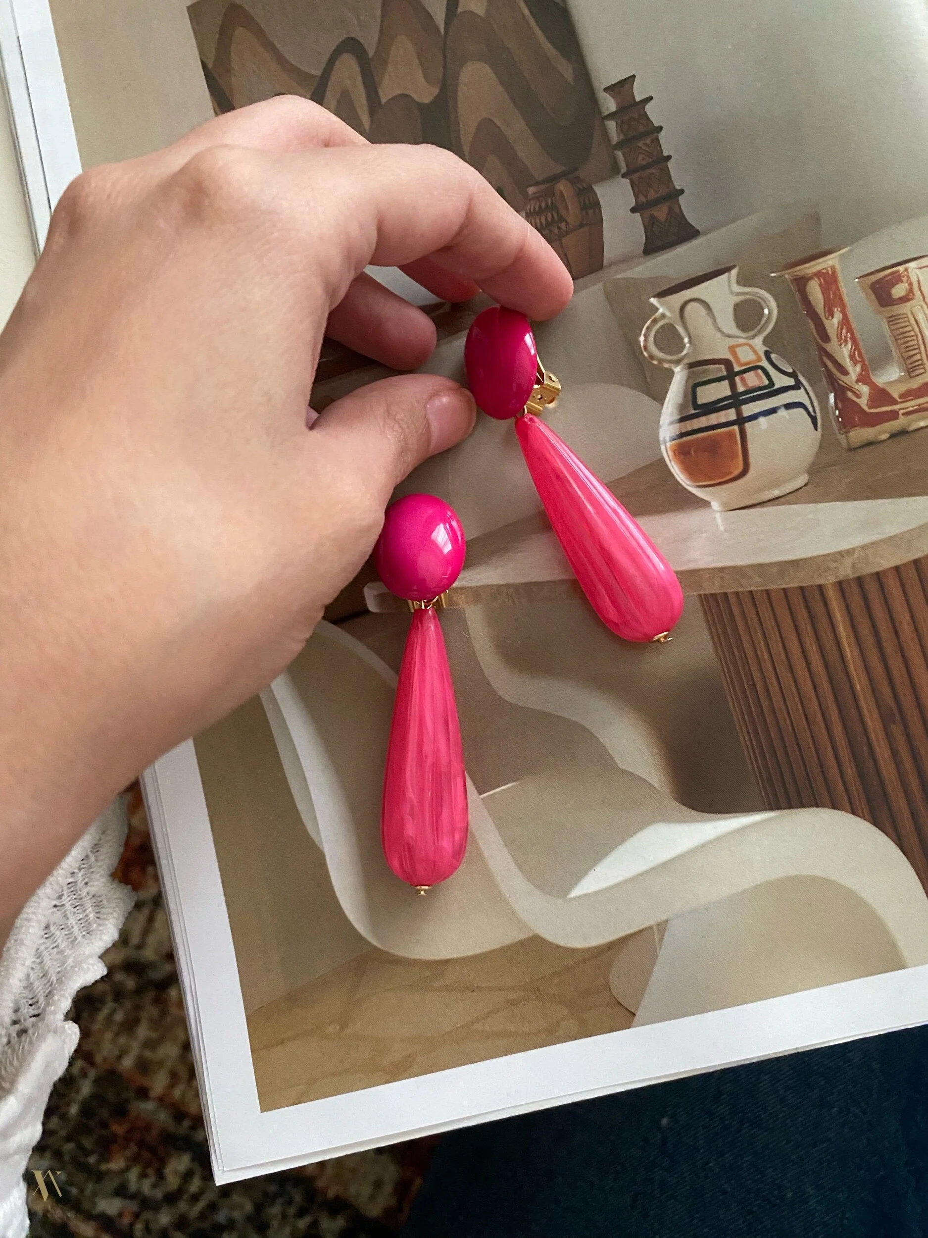 28950E8D-A250-44F6-8C4C-4D28FF209A91