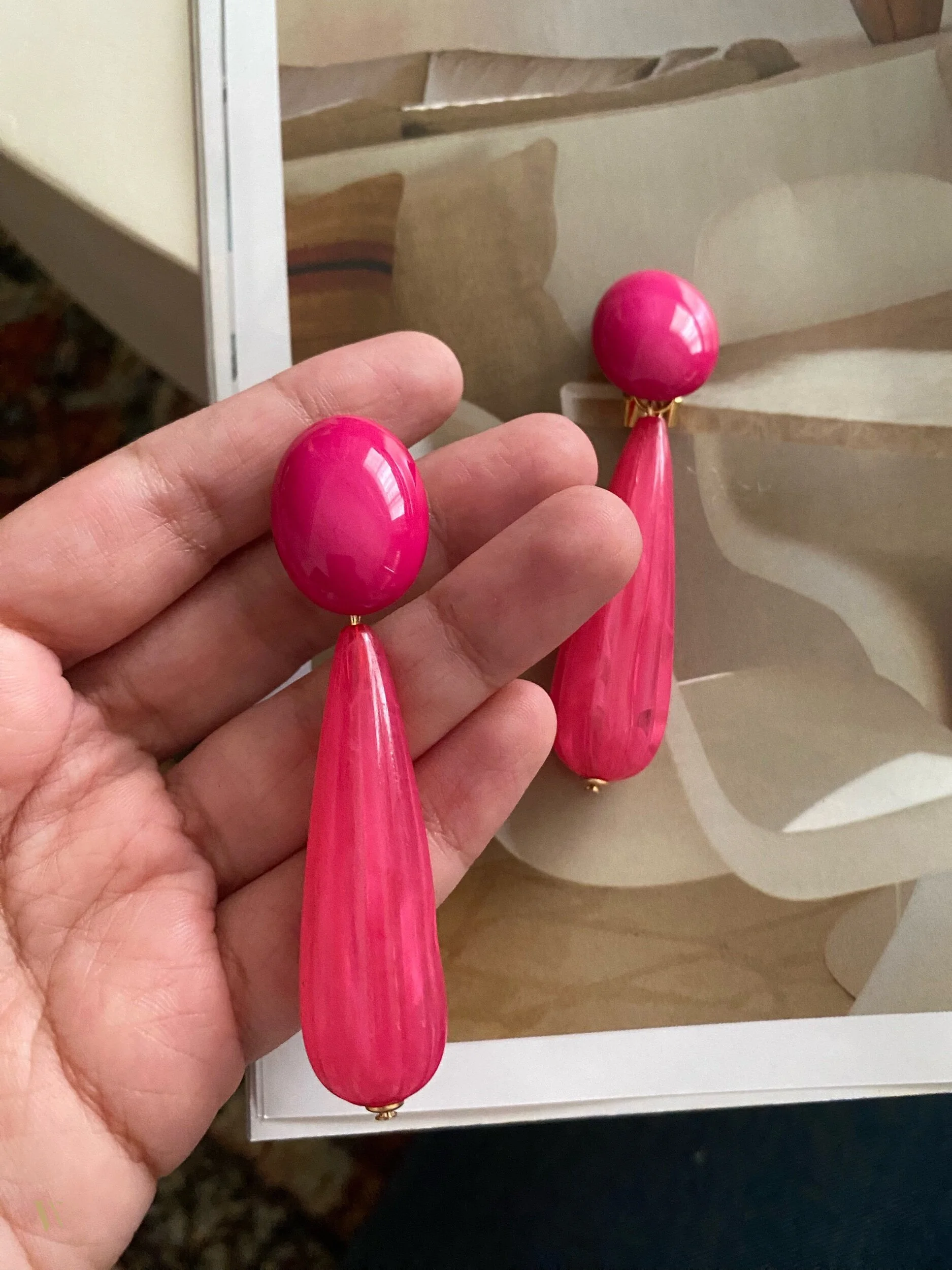 022705DE-A6EA-406B-A5D9-0B63CD8F3DED