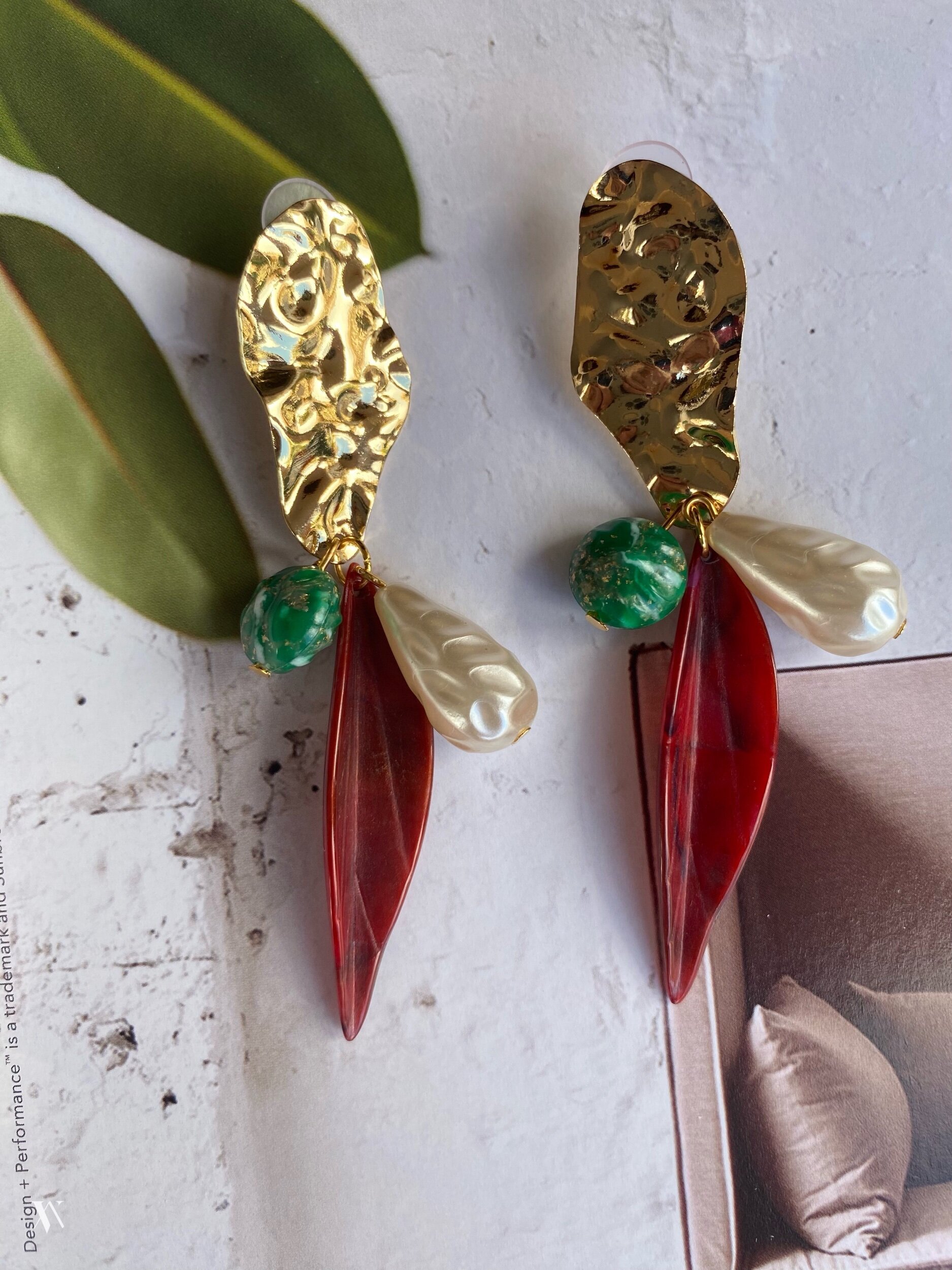 CD5990D2-9BE2-4E20-A55E-B967E7F60904