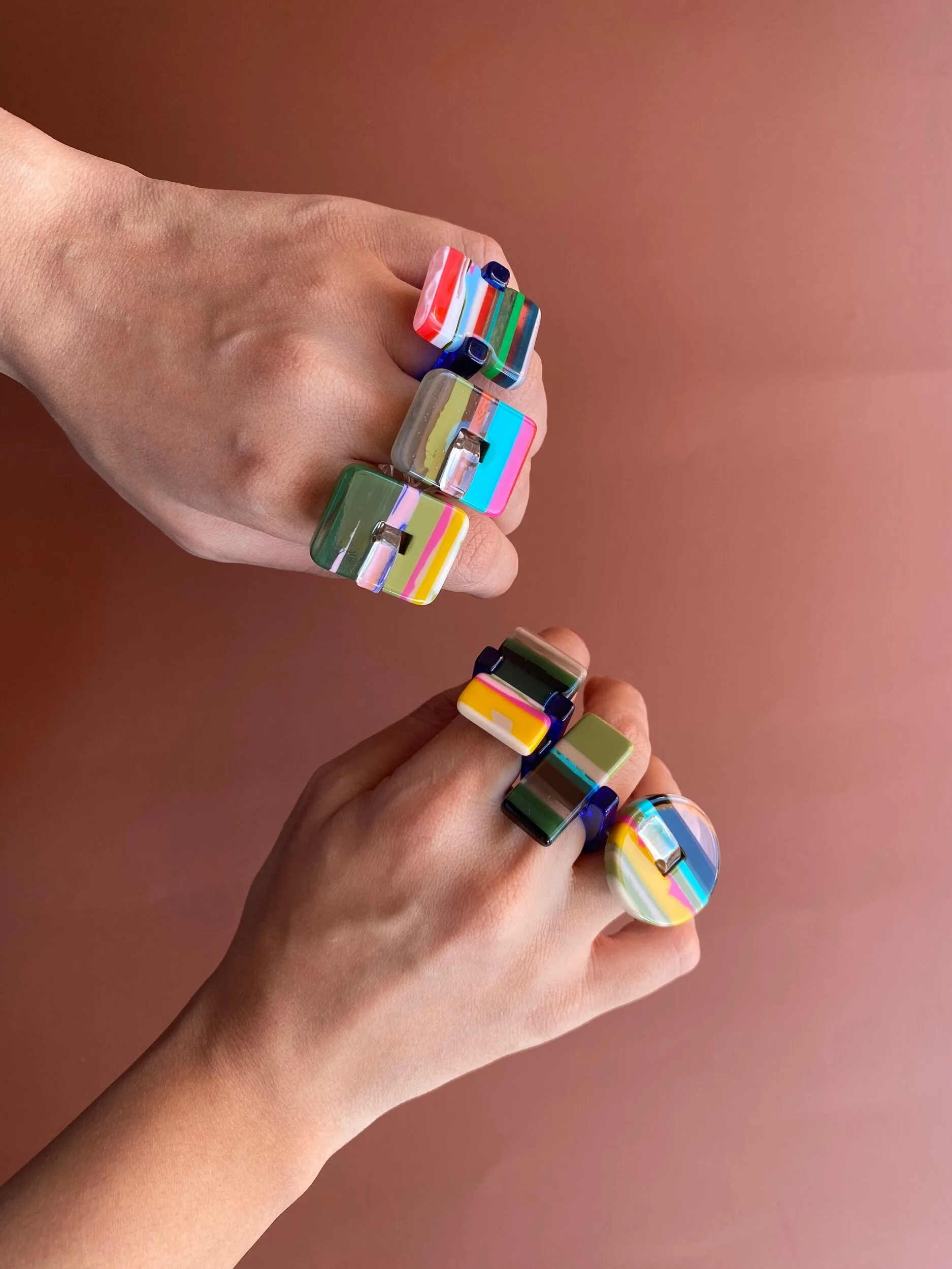 4B2560EC-DB21-4D89-8EAA-EF7C0C4F6E31