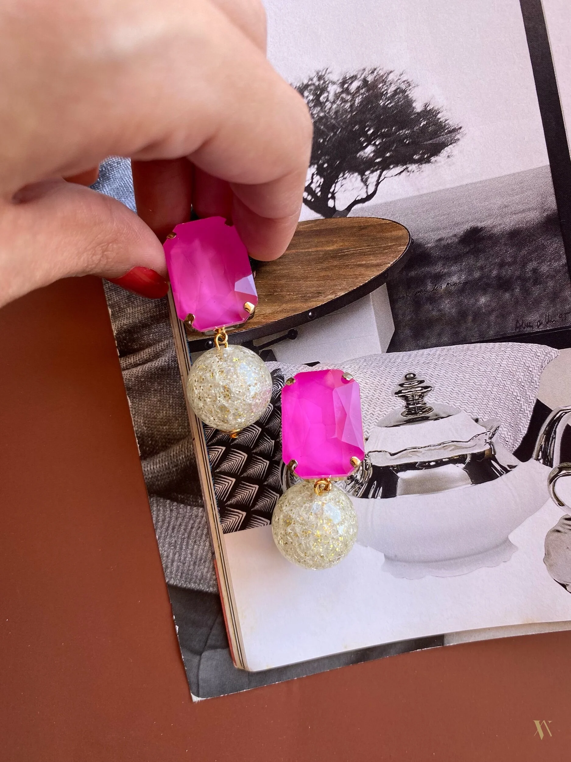 E86EB407-83D1-46F9-9CEB-18E7BC6E53B6