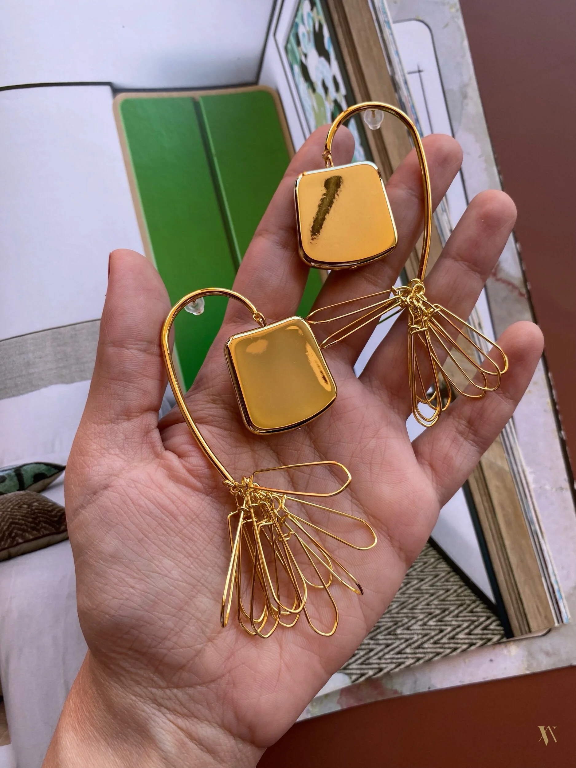 A7B3ED0F-9C76-4E64-8604-BF9FC204C678