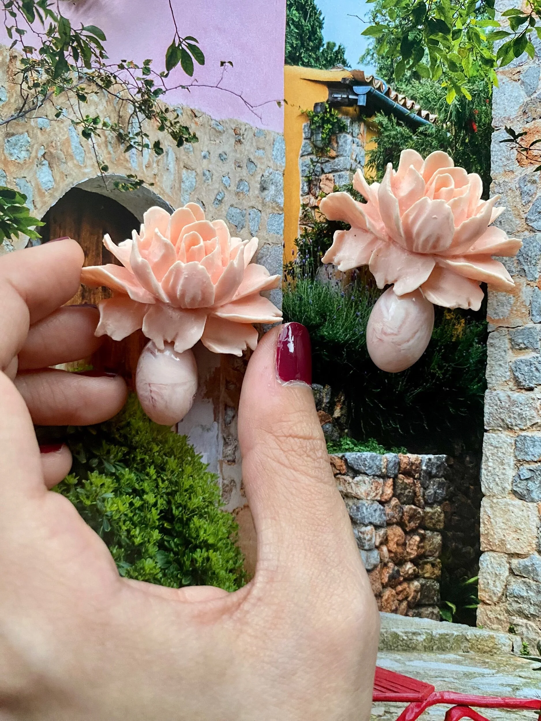 8240ED86-43D3-4F69-9FFB-79E23AD0A98C