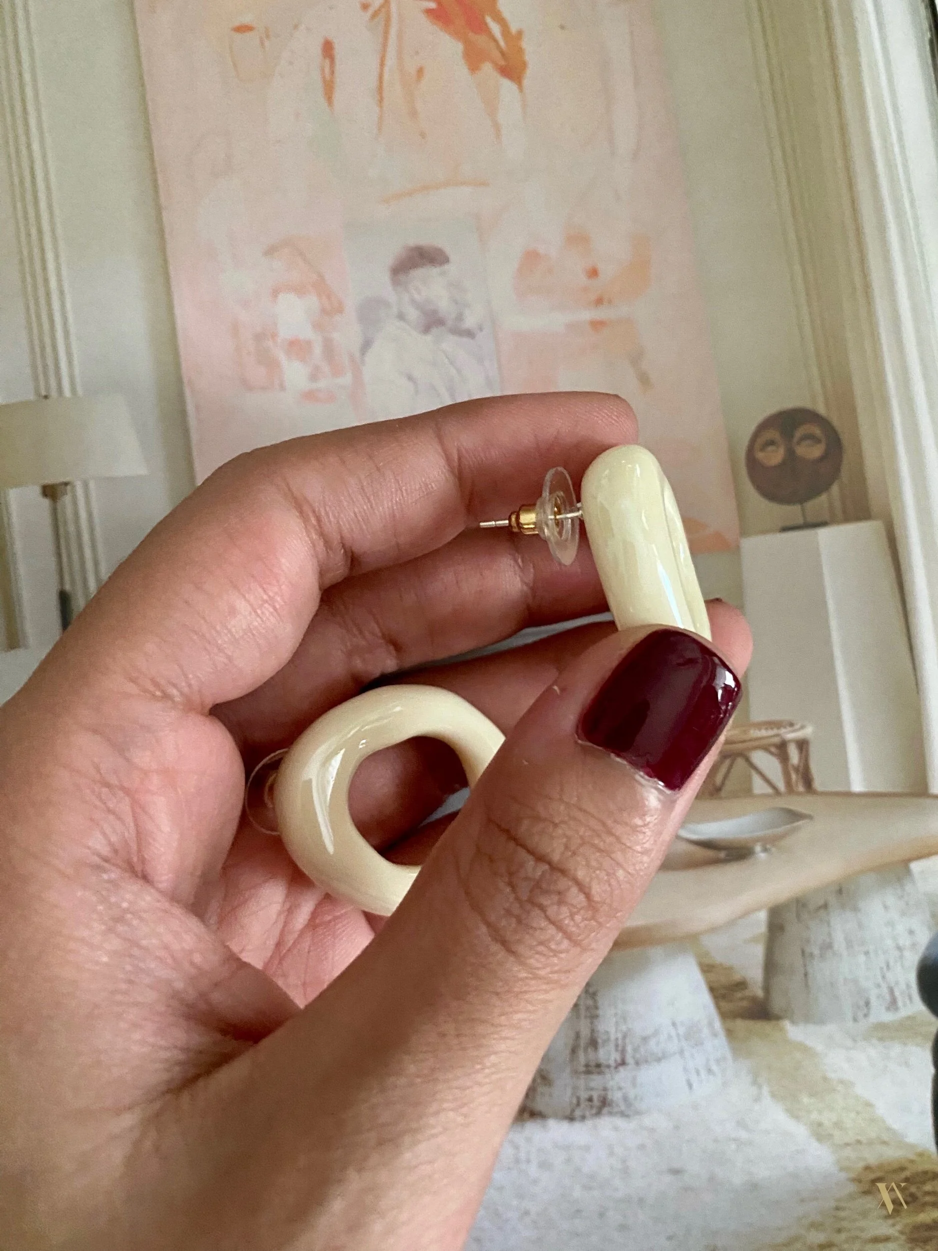 0D6A4004-0BAC-4698-8C9A-9D86A654F4E8