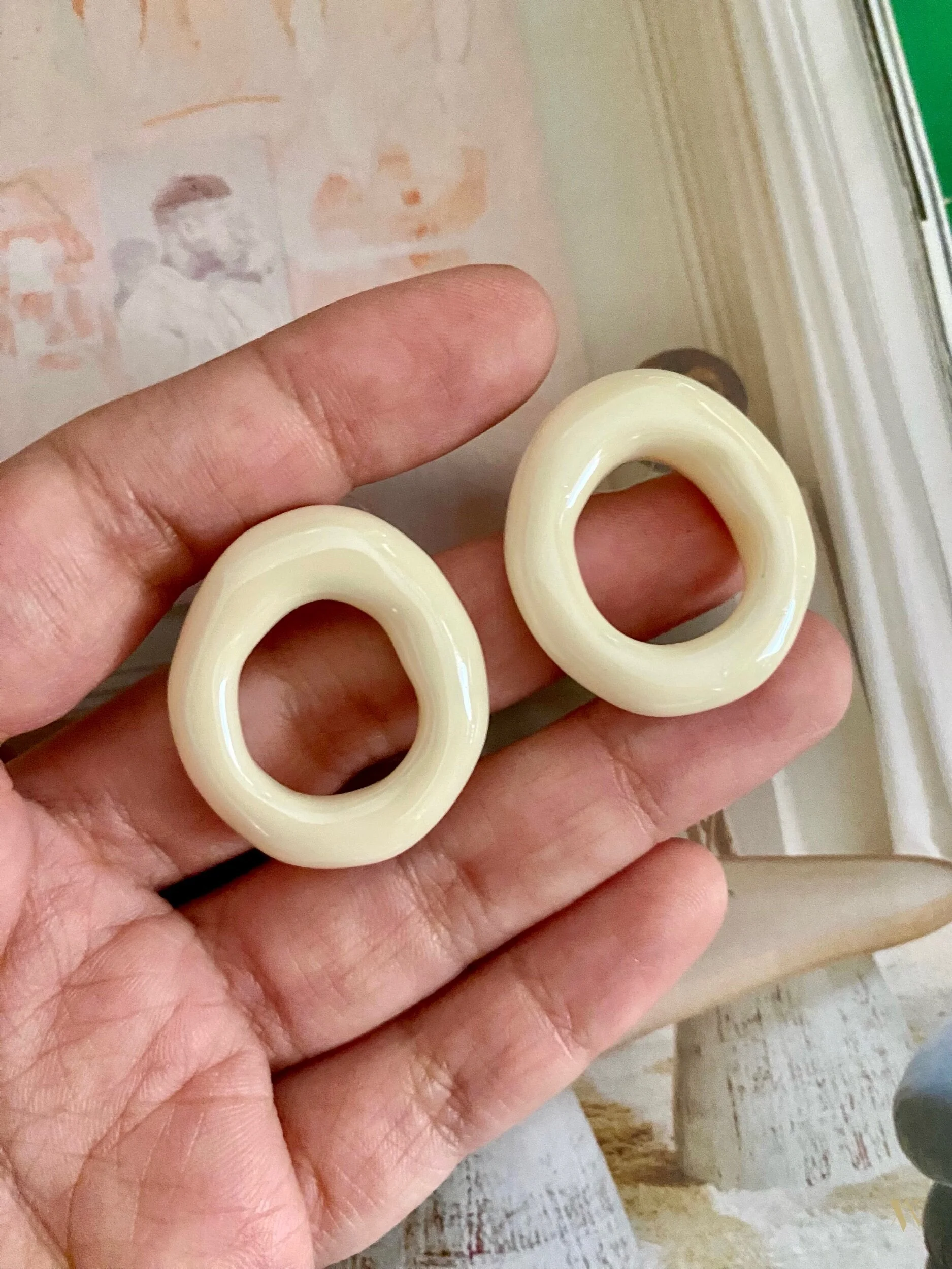 8F64C8A6-49C7-45A3-B3A7-118CA7F7045B