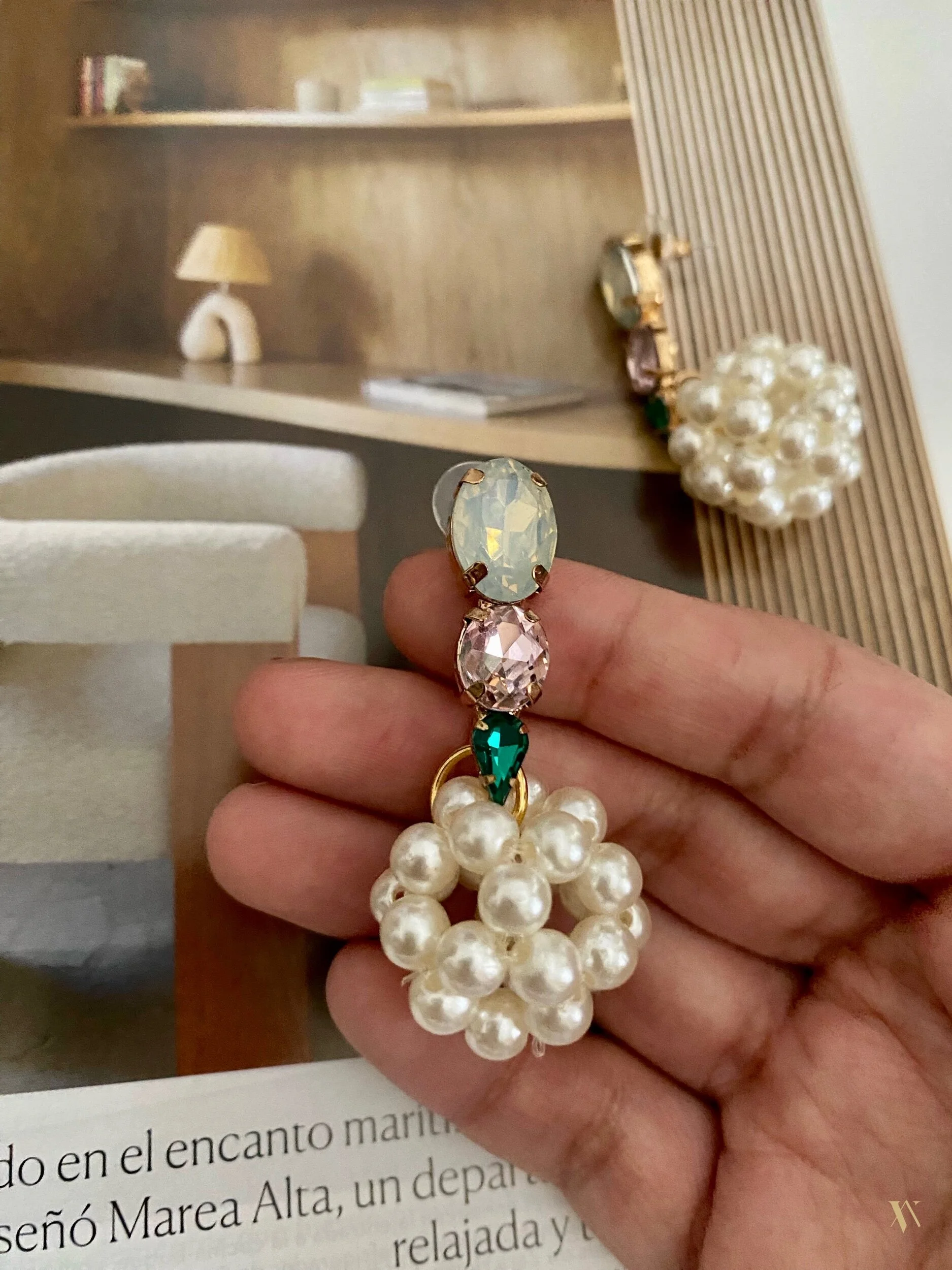 4EE5B159-E0DF-4CBF-BD60-3298285F66B7