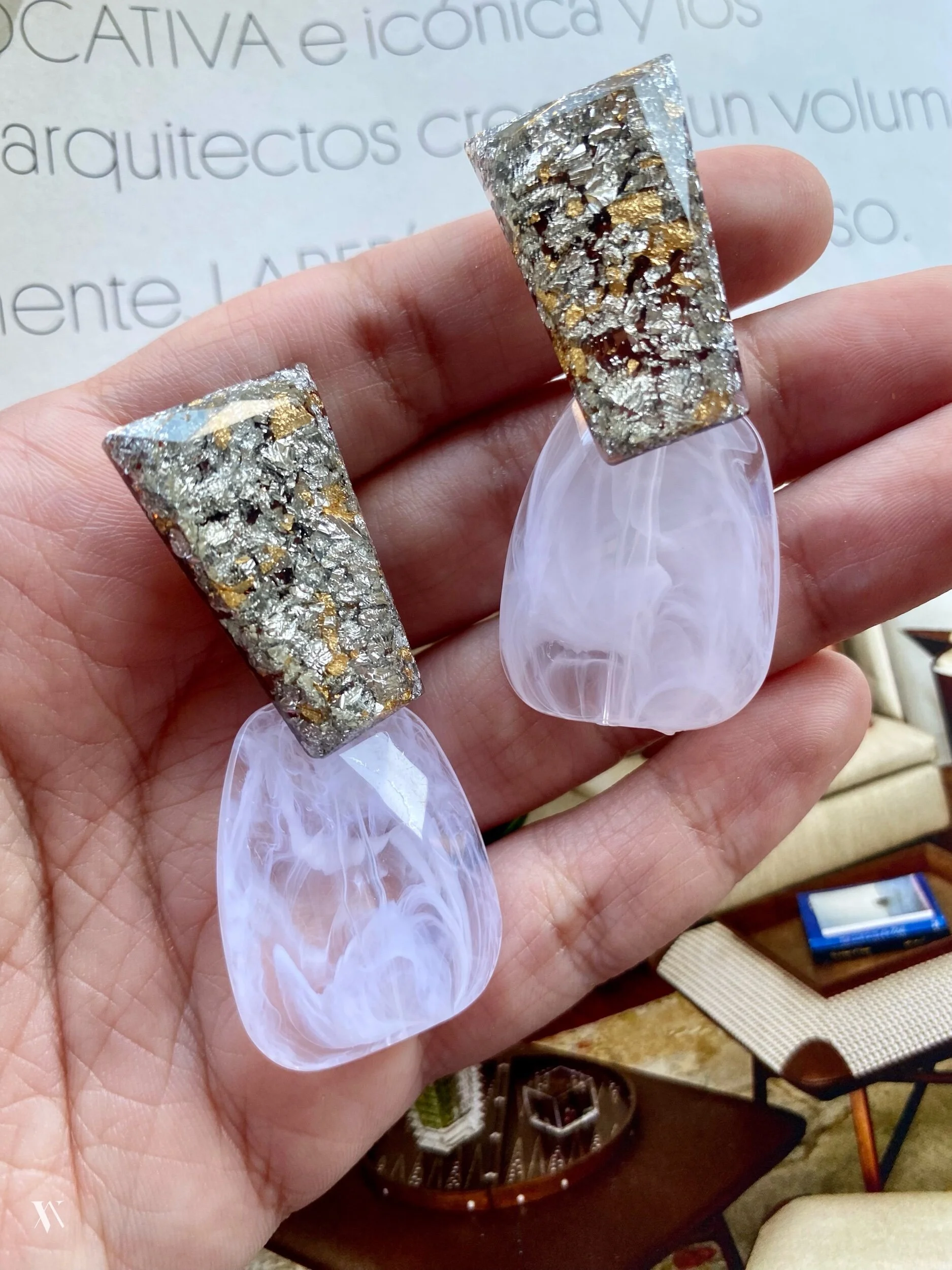 693D09AE-0503-4858-9C99-59003F84FC45