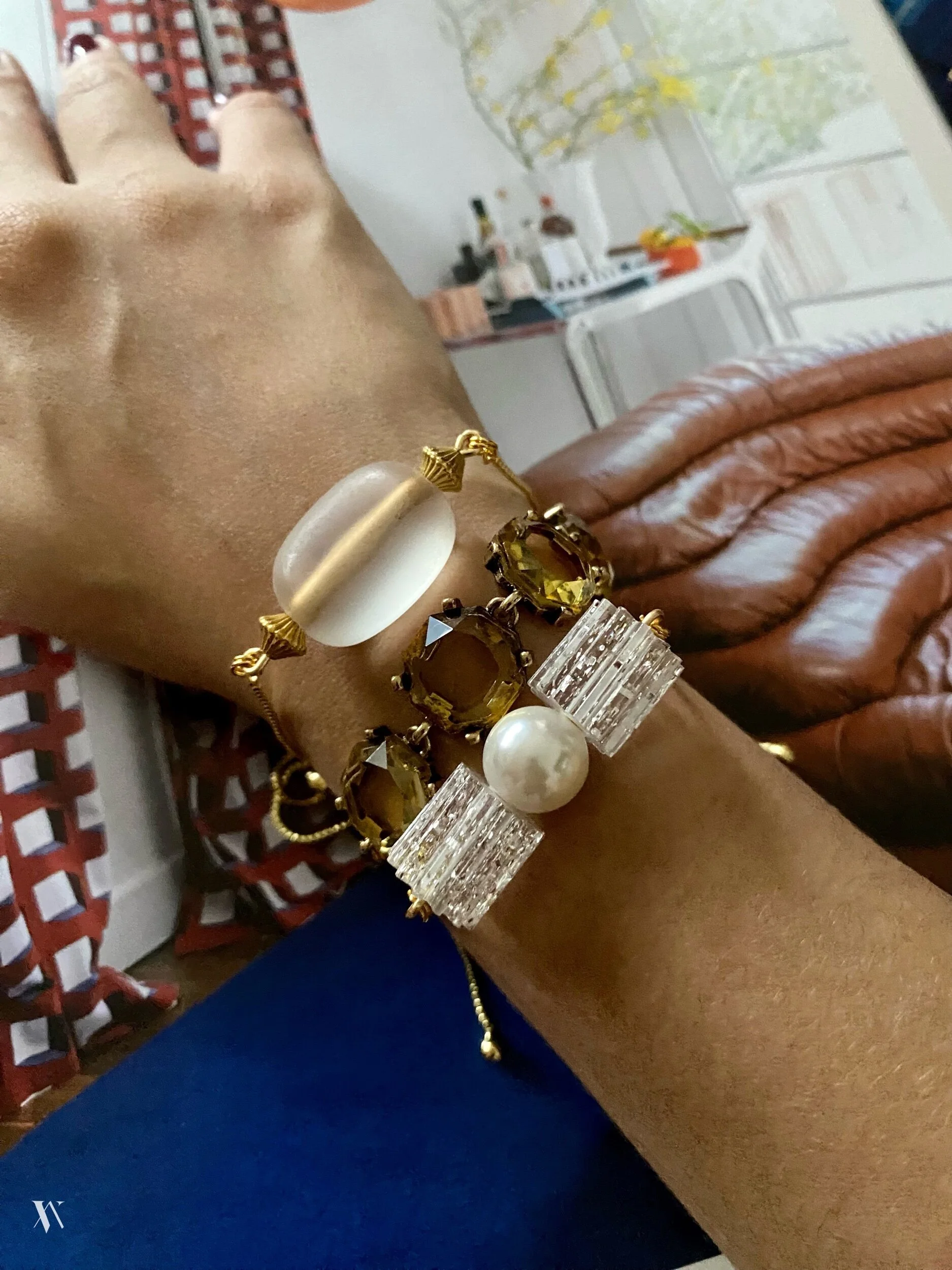 C53DD45B-281B-461D-9284-BA15AD629311