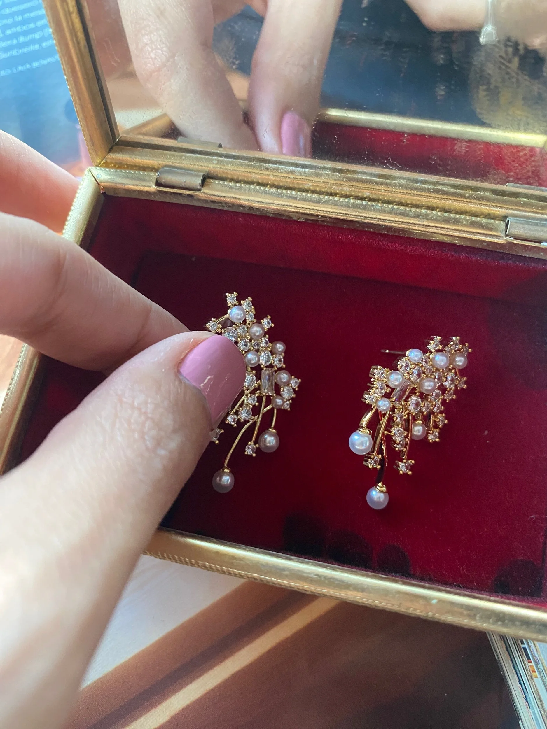 4F6A0E25-D68F-46E1-ABC4-2611220700CA