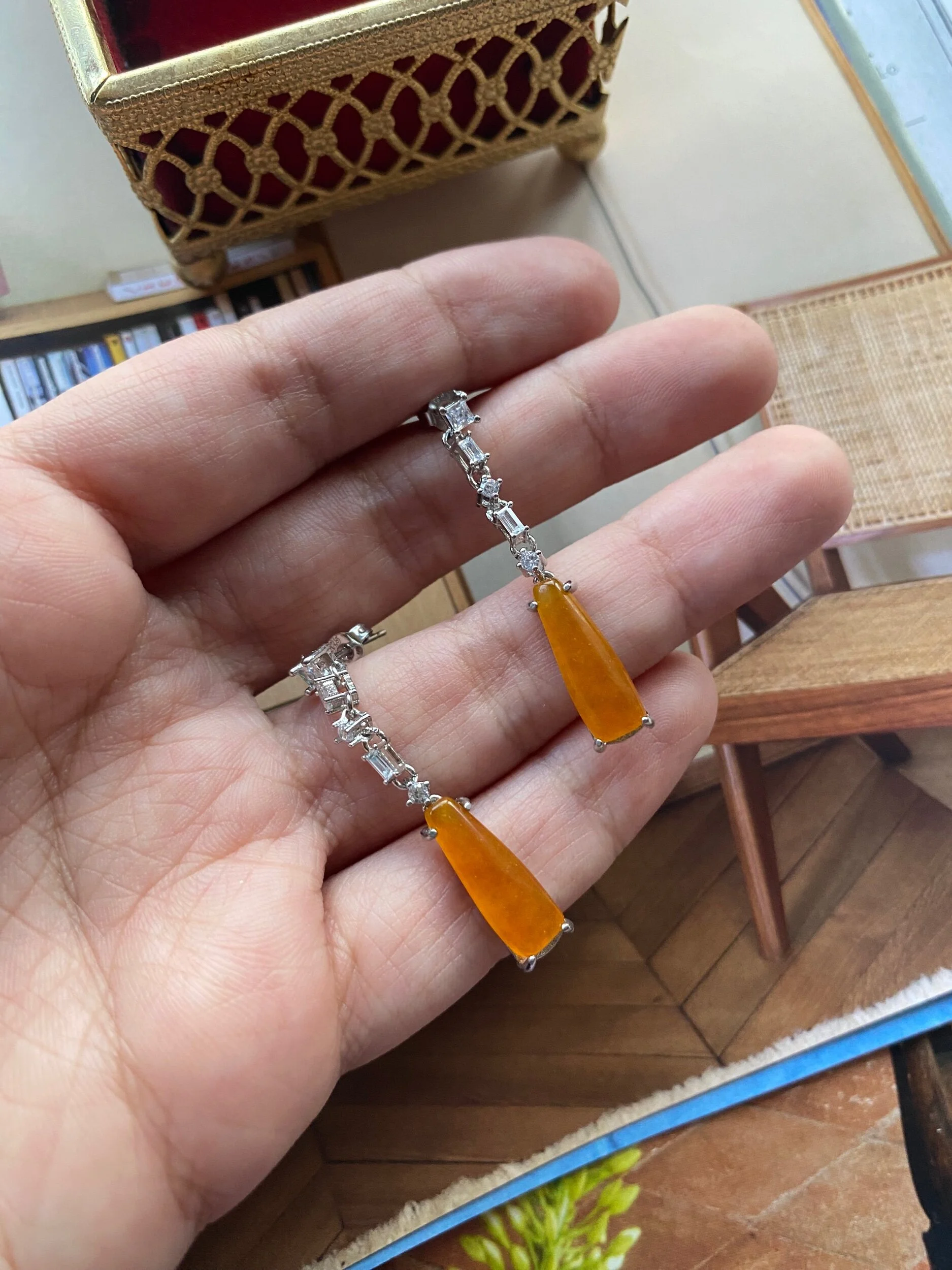 D43F0BDF-7391-4680-A7CD-D35FEB86FF69