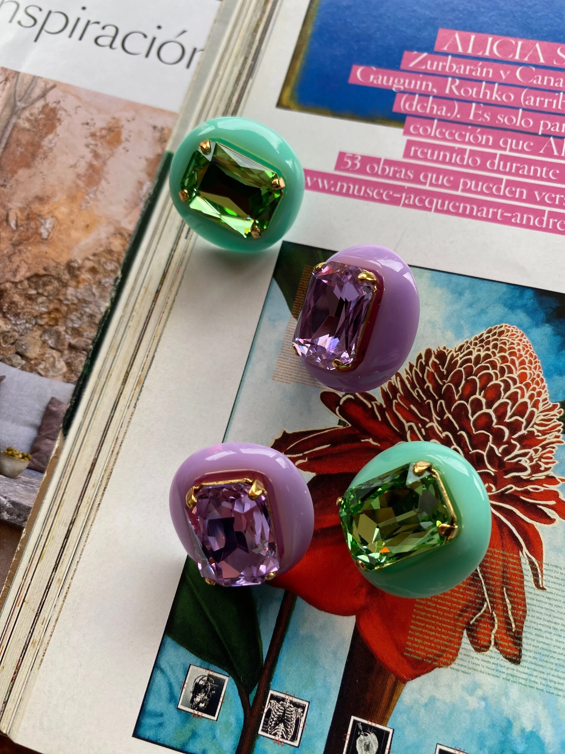 6AB7D806-5403-4357-AFD9-F9F144C4C874