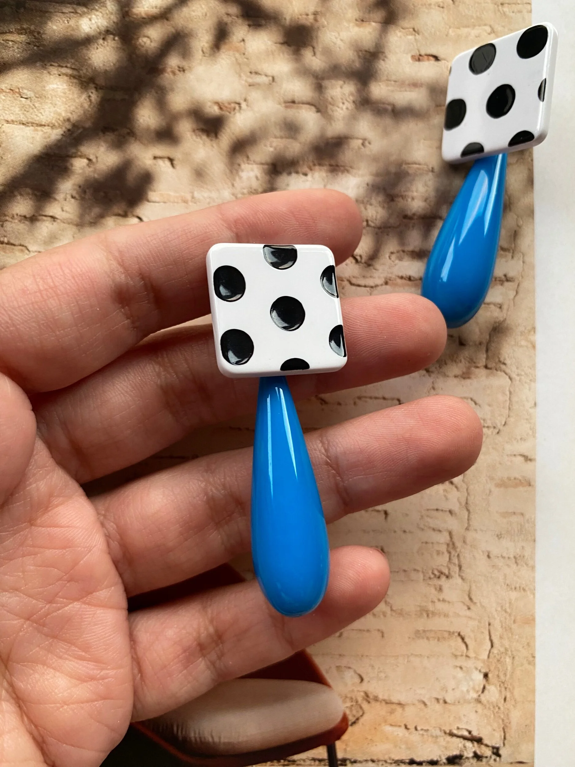 D4A537C3-8E2C-4B80-A25A-890DB3981151