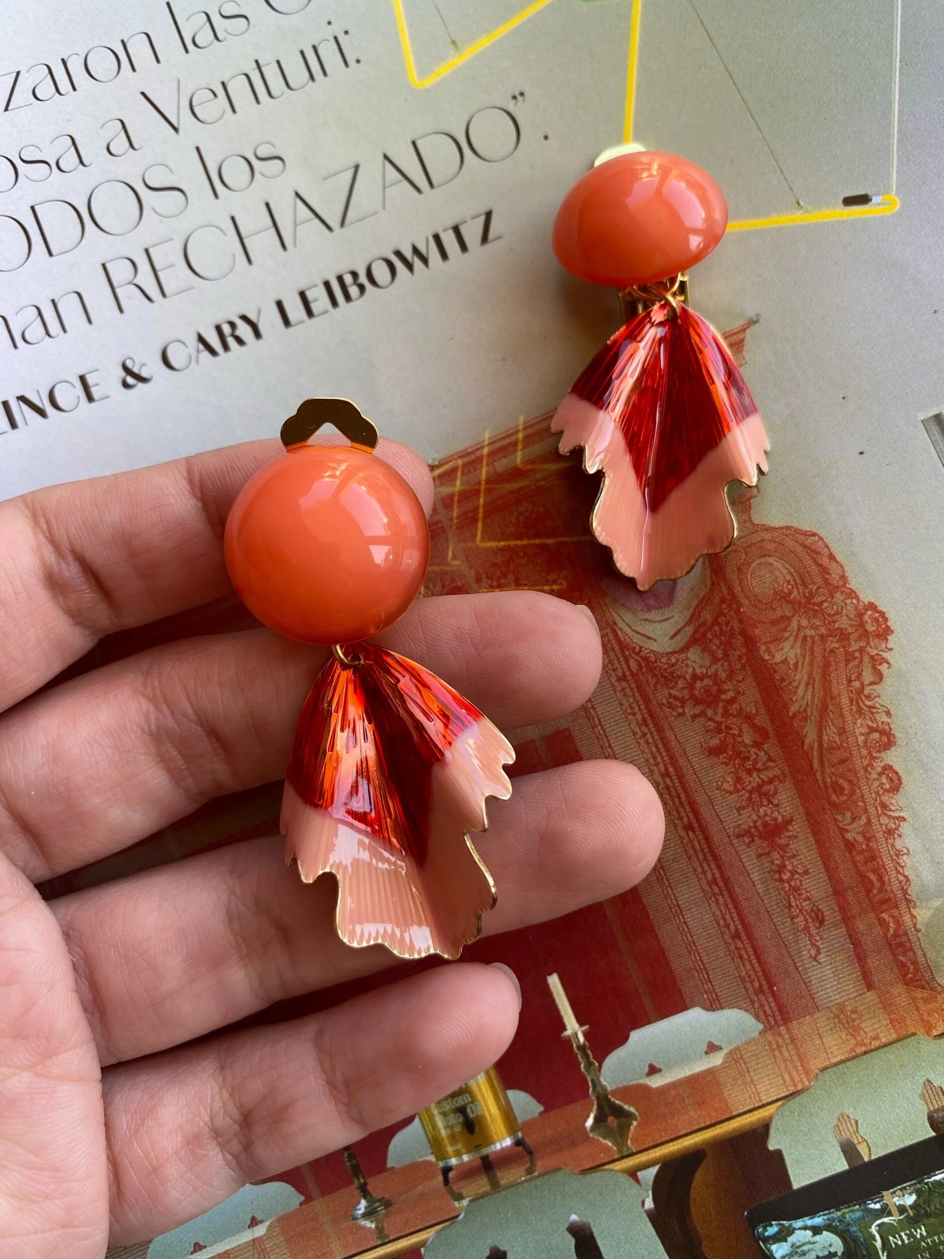 EFD126FF-0200-4626-90AC-5E6BAD8ADE76