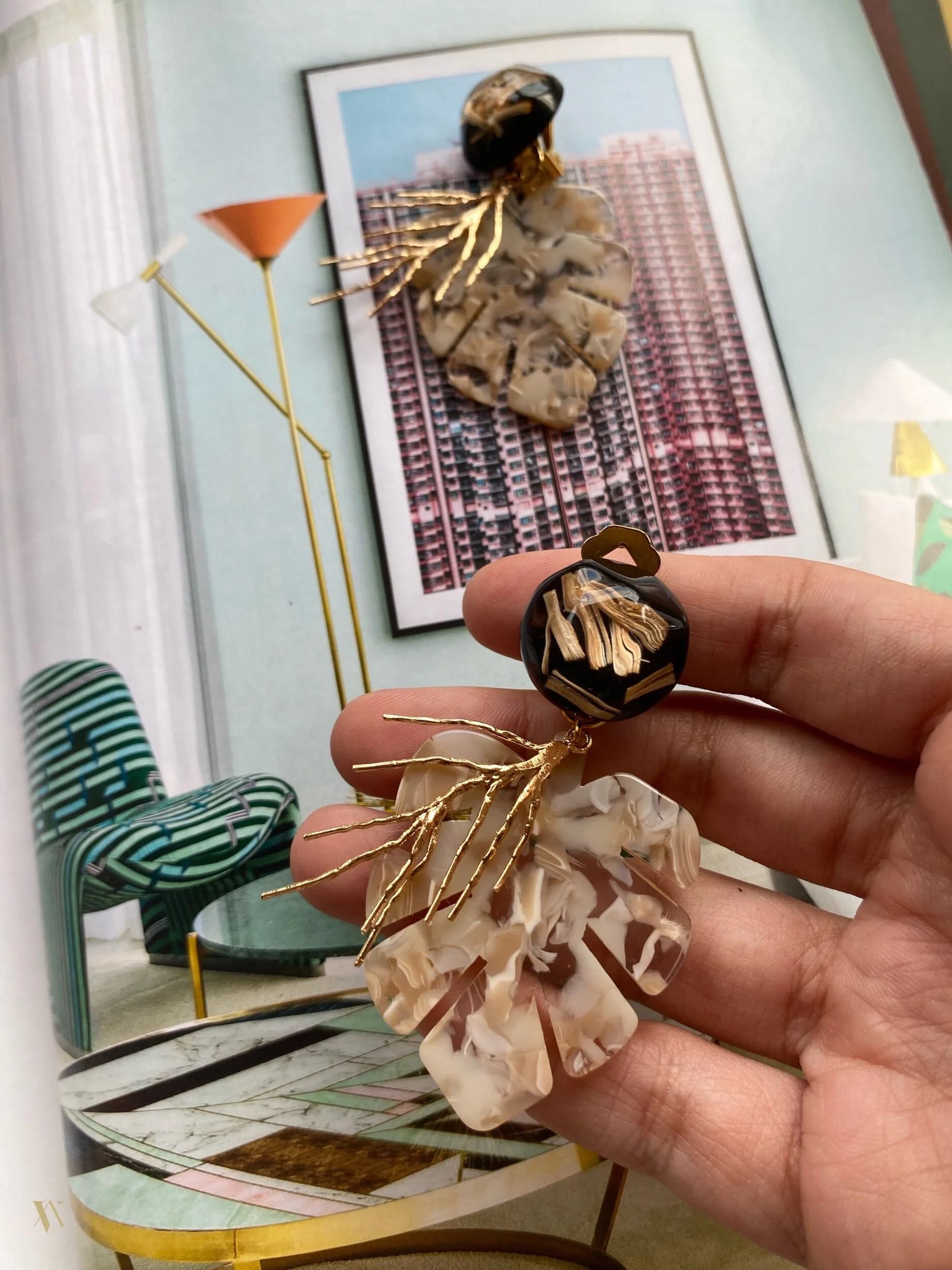 5D38A3C8-BF55-4296-AF1D-F9C5E49AA8F5