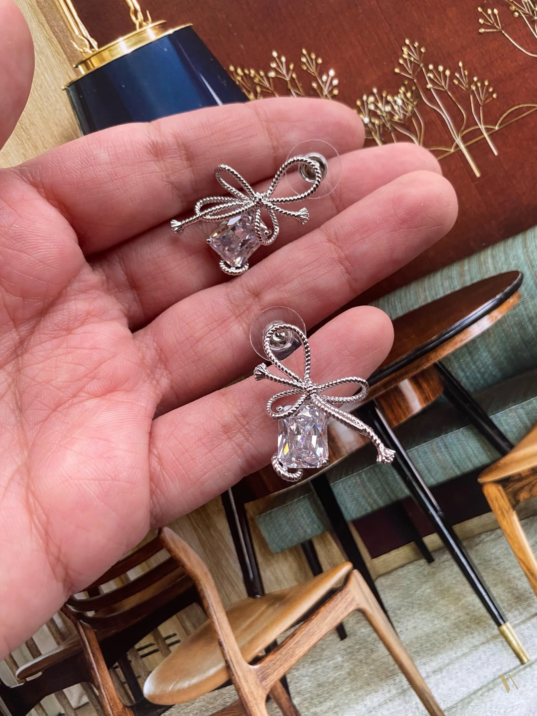 8F92EC3C-73CE-481F-B9F7-76B17F29B111