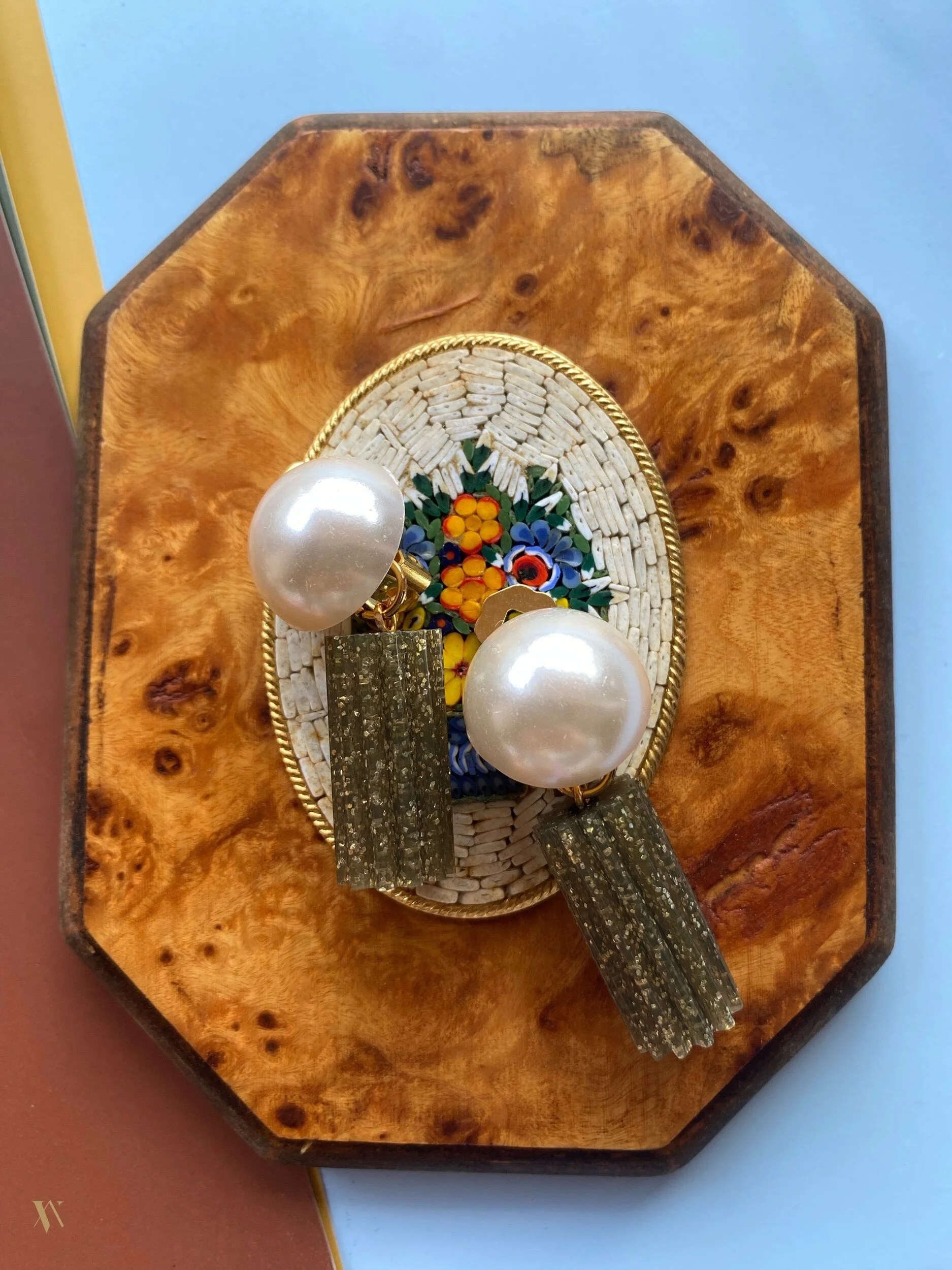 66B0F3AF-BF9C-44AF-B682-1BC82332D1EC