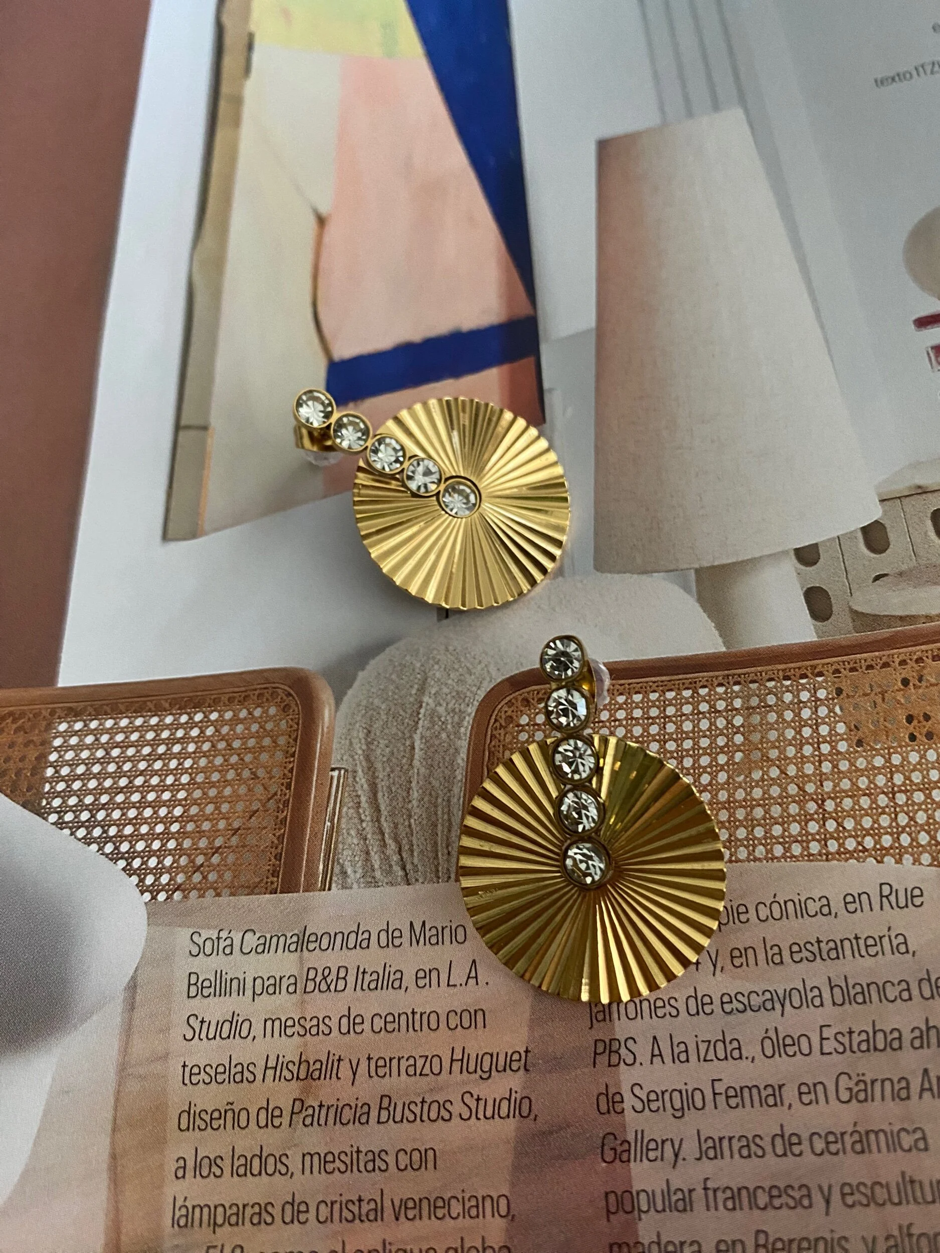 21F57399-883A-4CD6-8856-B5B74C489B84