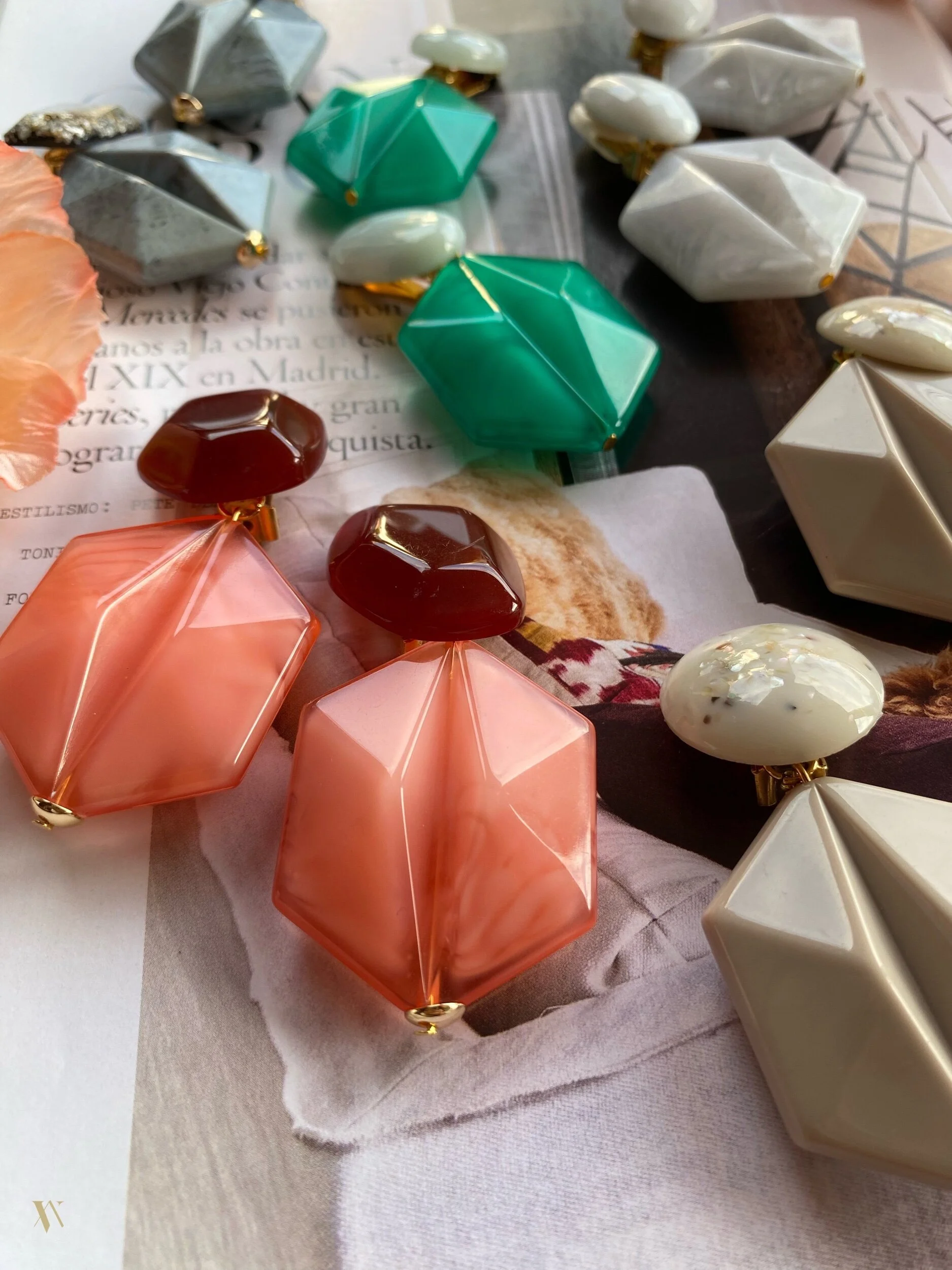 9CD3B5D5-D16C-4A2F-92C8-9DC4B1E4F90F