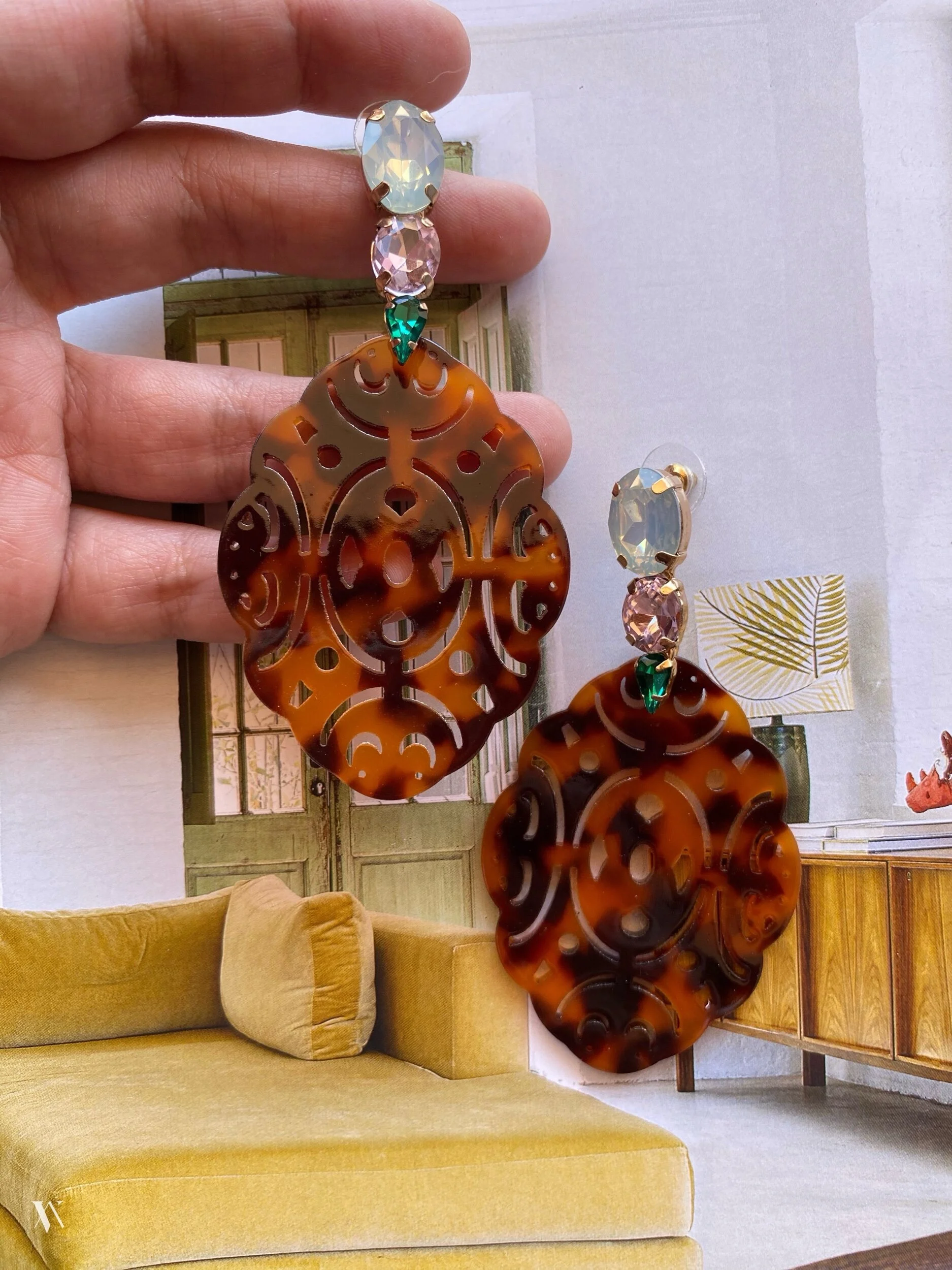 E7BEB242-40D4-4588-BC5E-A6DE1F5B42BD