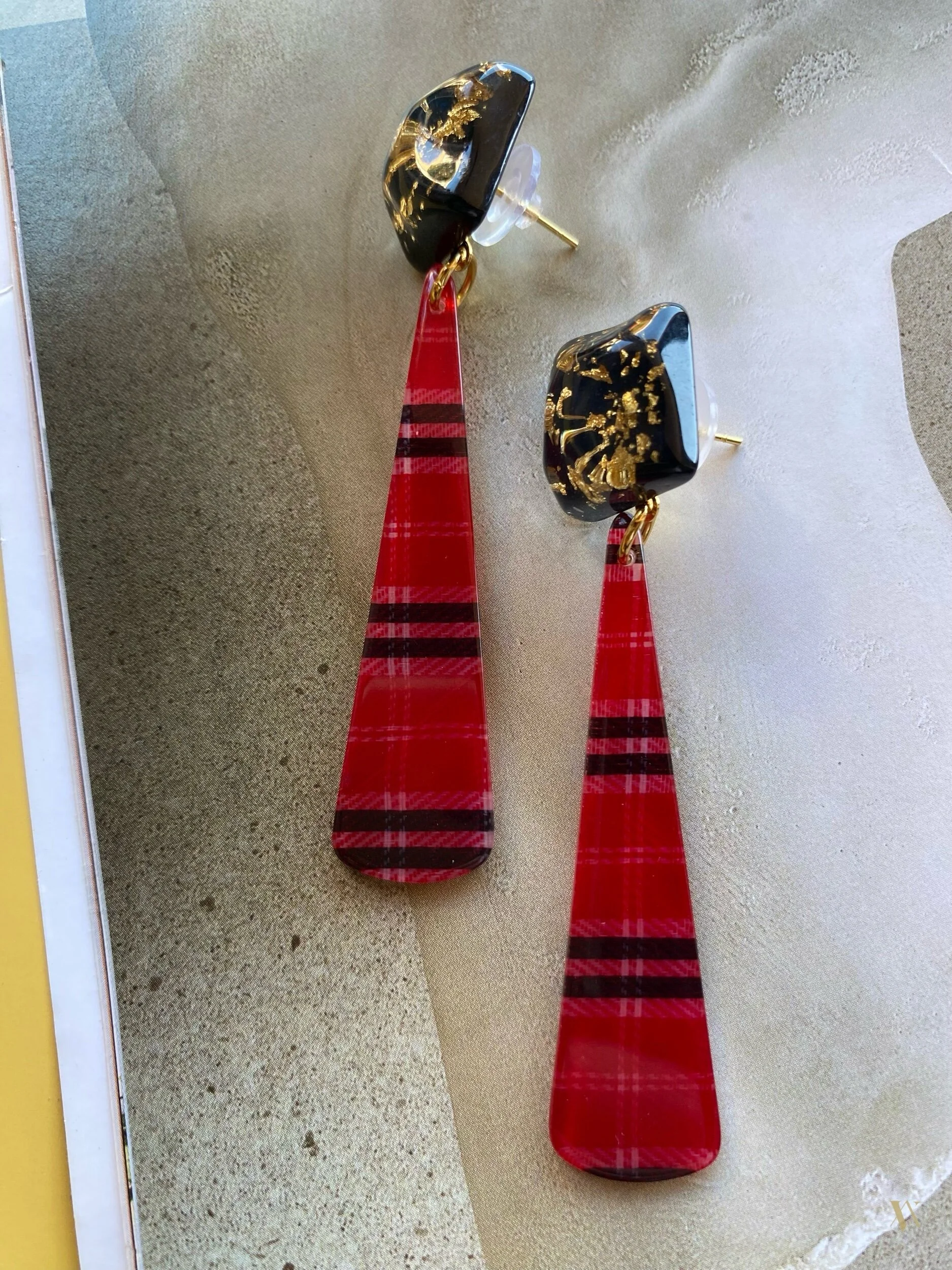 72C8223F-46A7-40E4-B8F0-DCBB819FE7F6