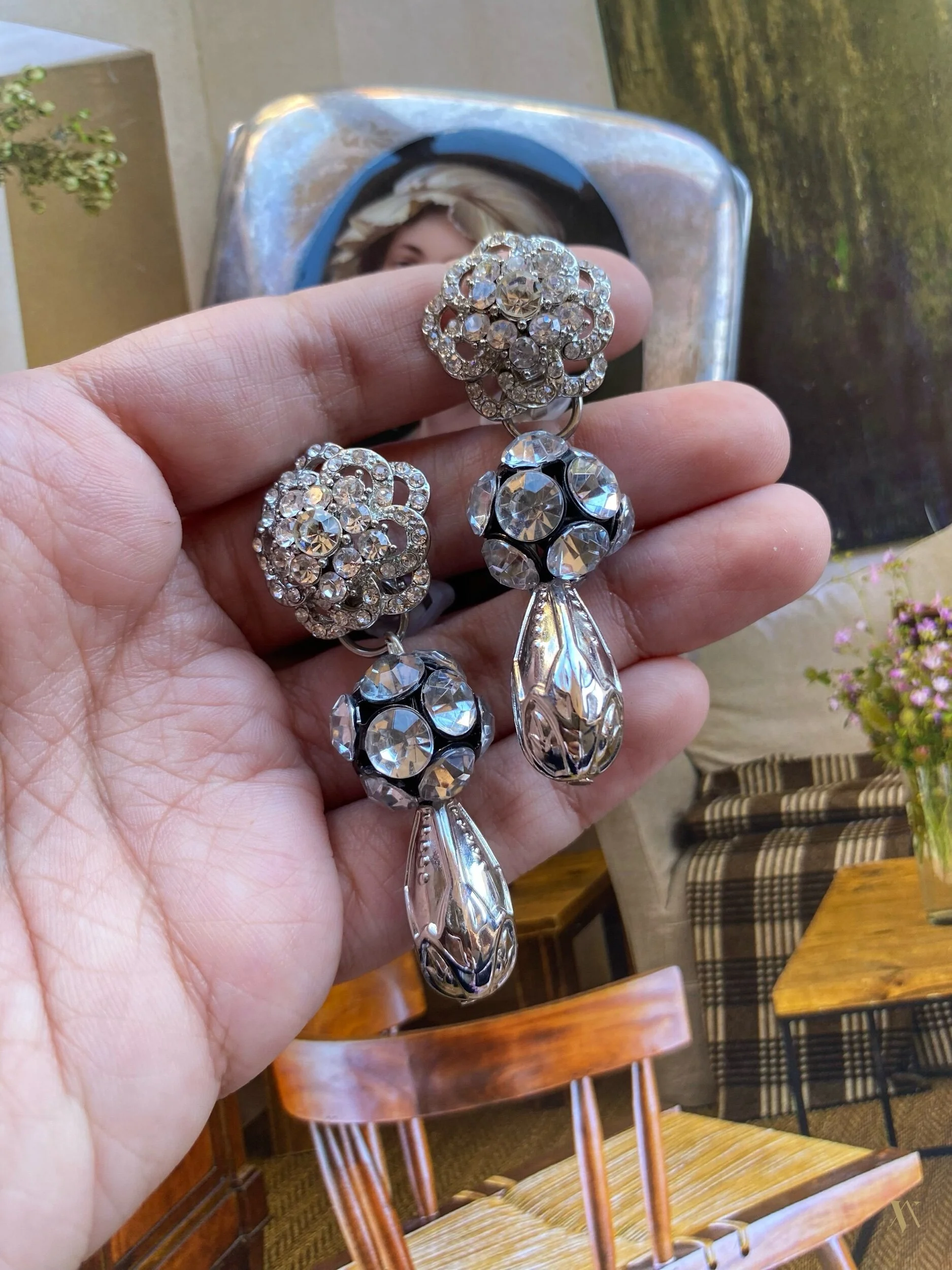 16C89C4E-0E04-40CD-BEA6-D6B78777E4E9