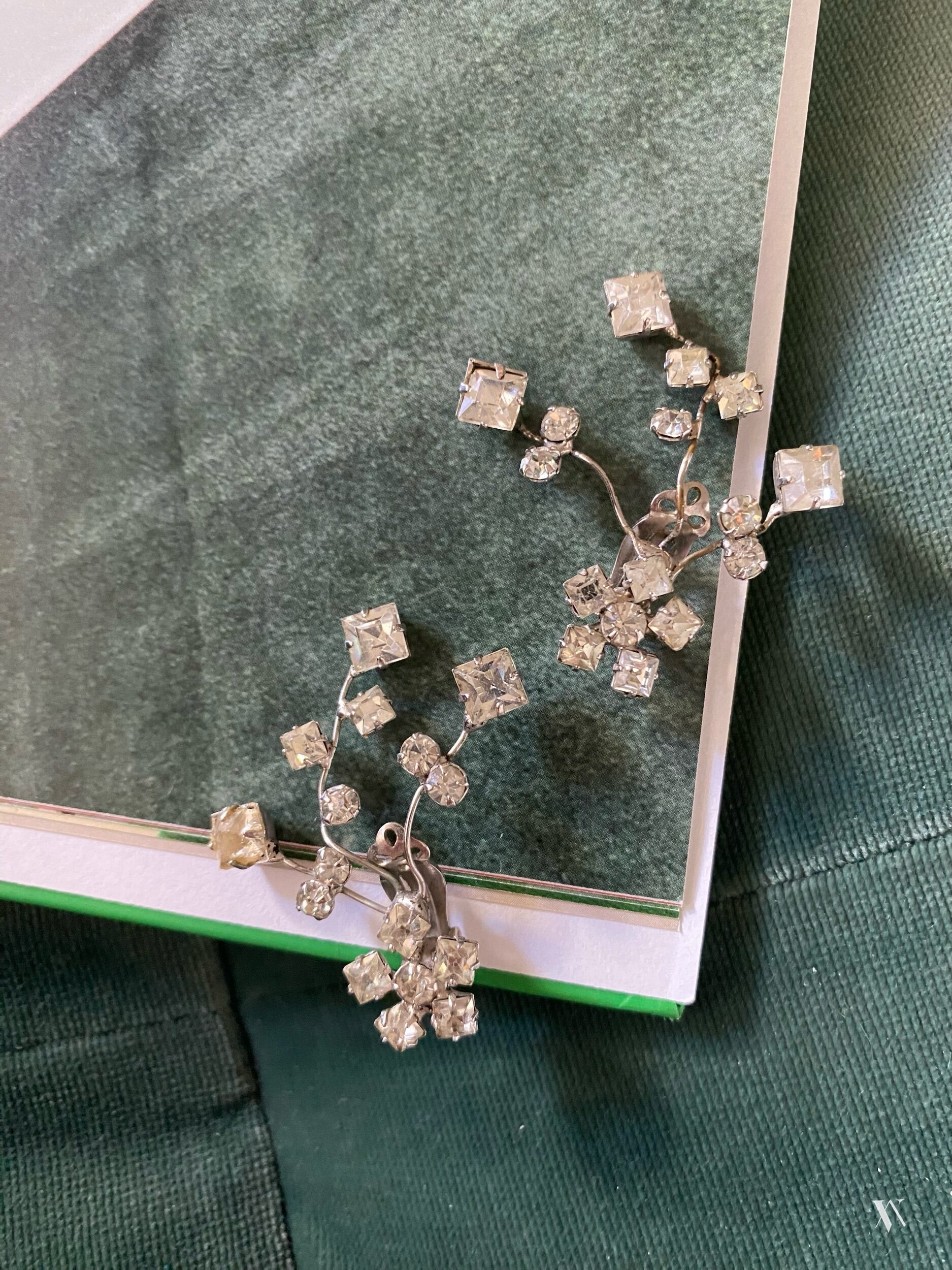 8BC5757B-8018-47B5-A2CE-B332AF674765