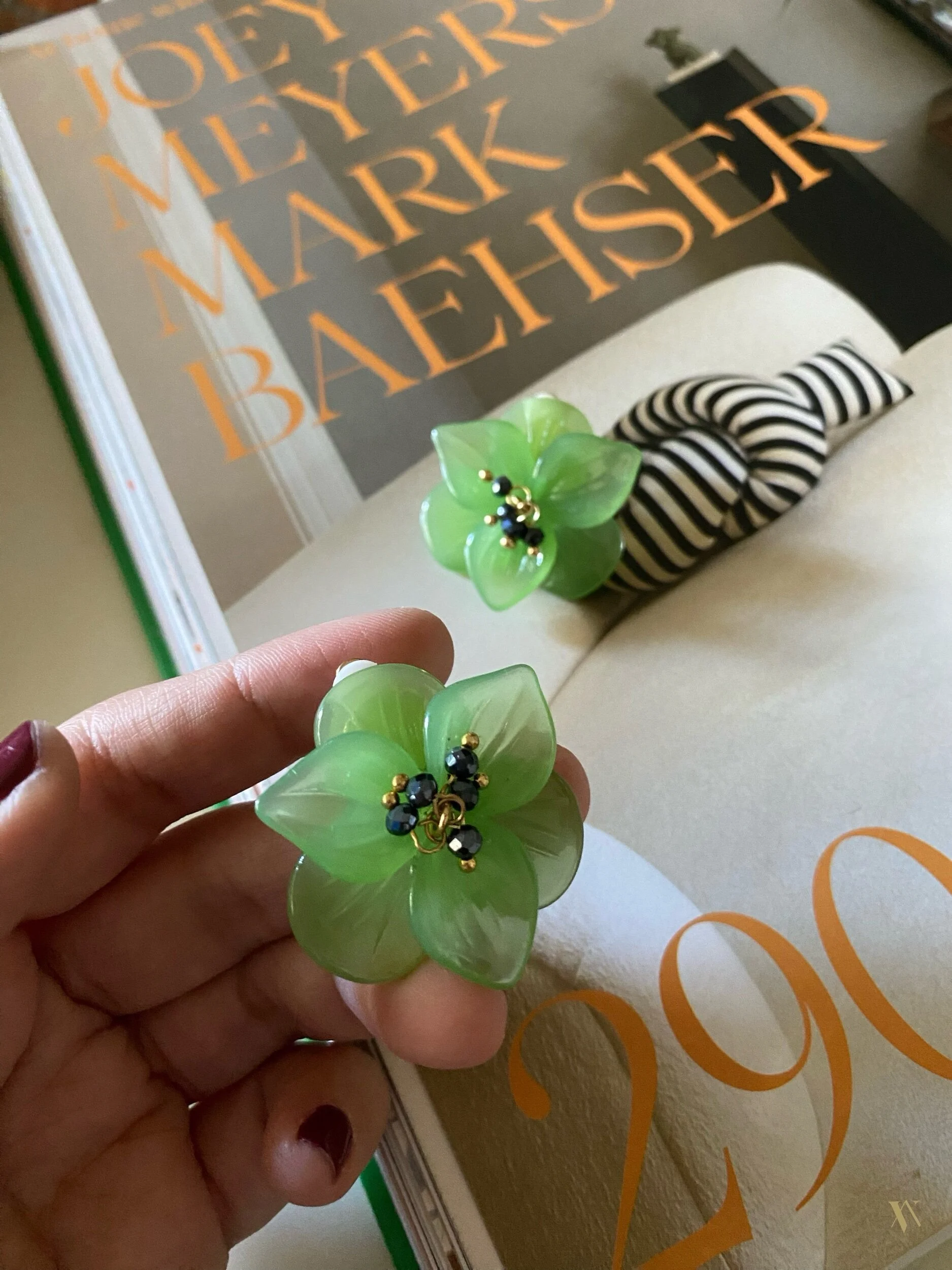 DA09BFED-B4F3-441F-86DB-5C6141BA233F