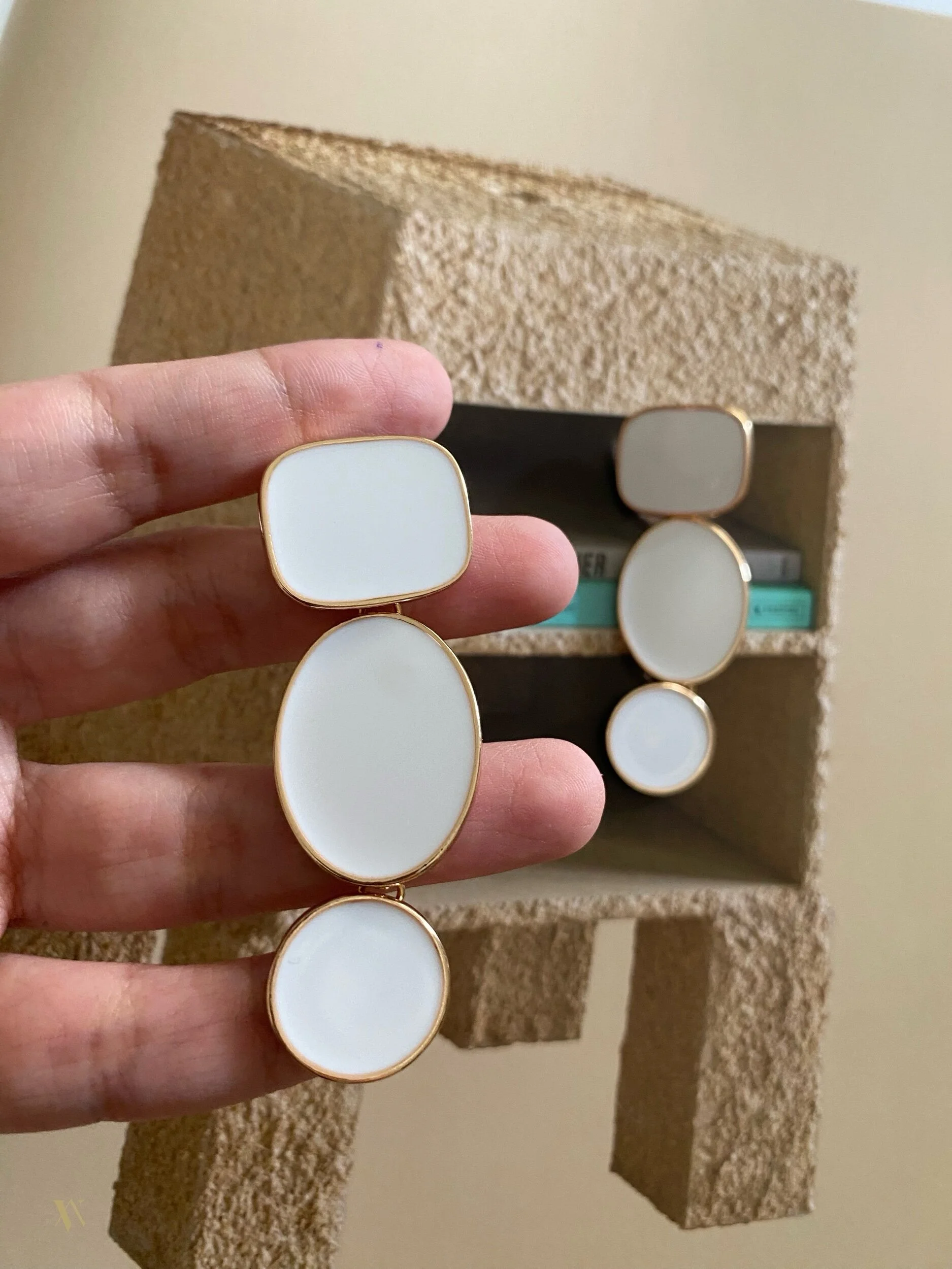 13D1B7F1-402F-47FA-A18A-CBBD0A7946A2