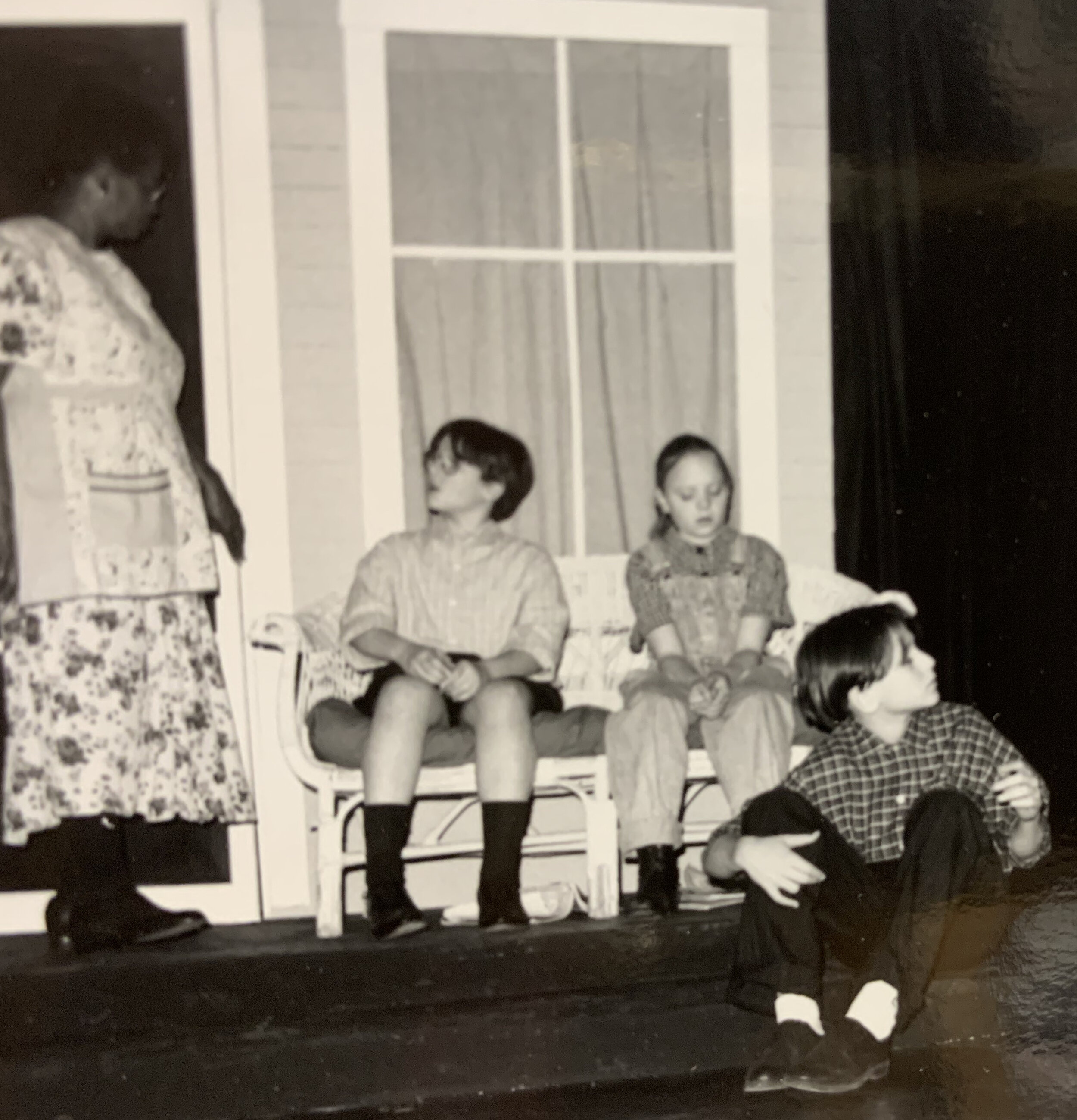 Sherlynn Reid performs with CAST students