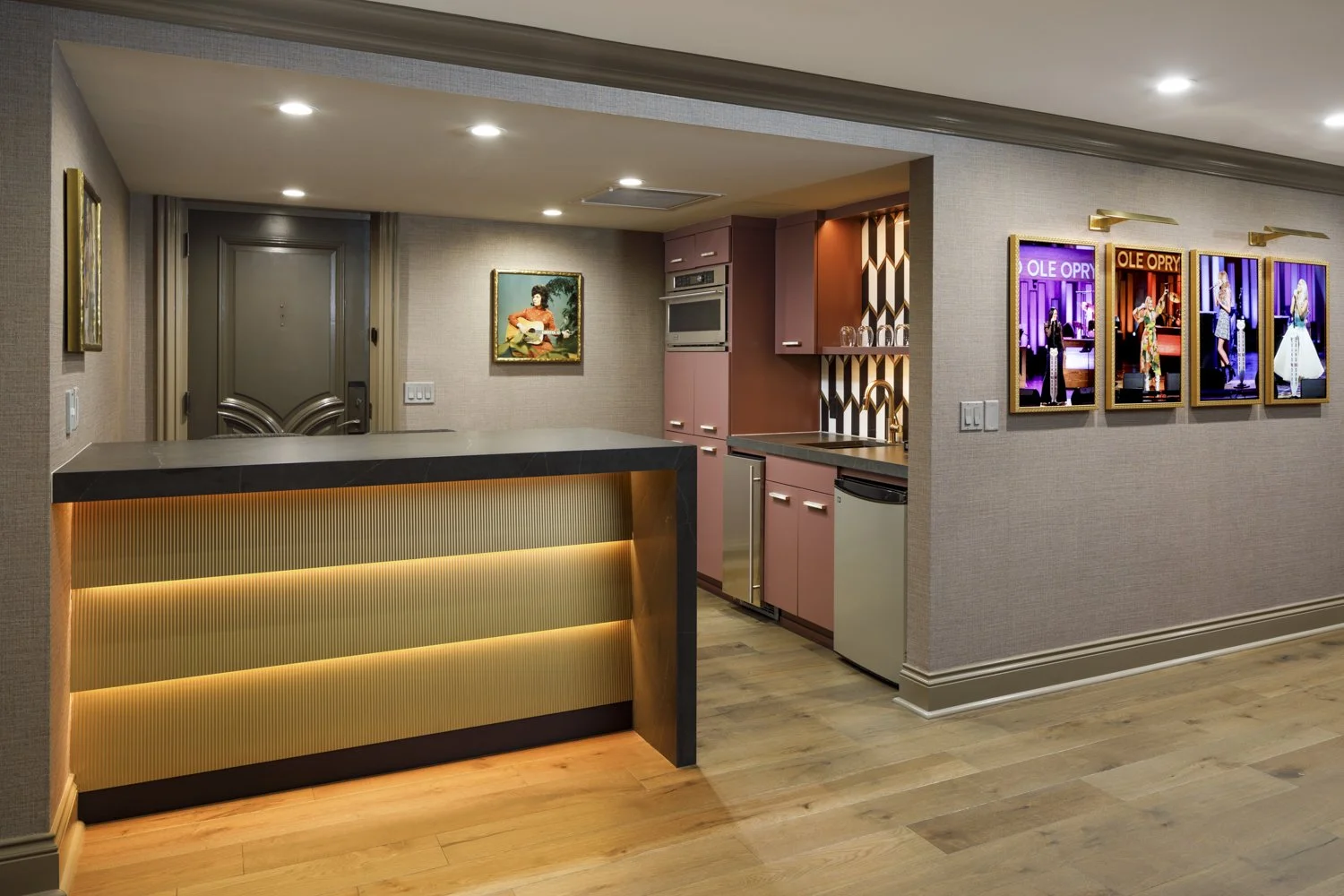Opryland WoC Suite Web - 002.JPG