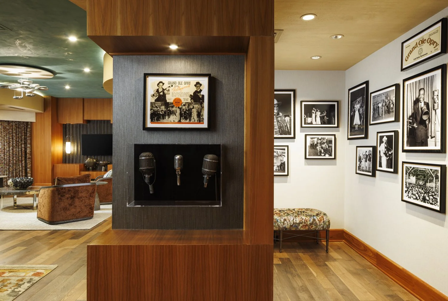 Roots Suite Opryland - 001 v2 Web.JPG