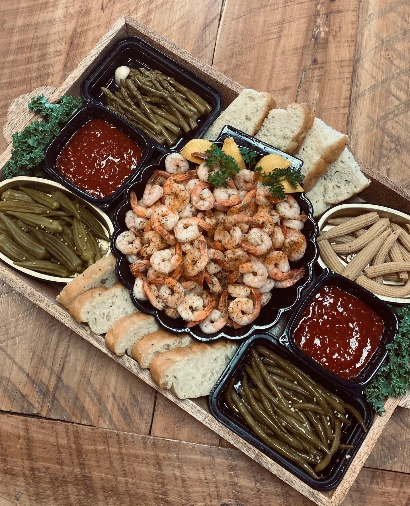 Make sure your food &lsquo;wows&rsquo; your guests at your next get-together. 🥘 ⁠
⁠
Call us at 407-365-8000 to put in your order or visit us online to see the menu!