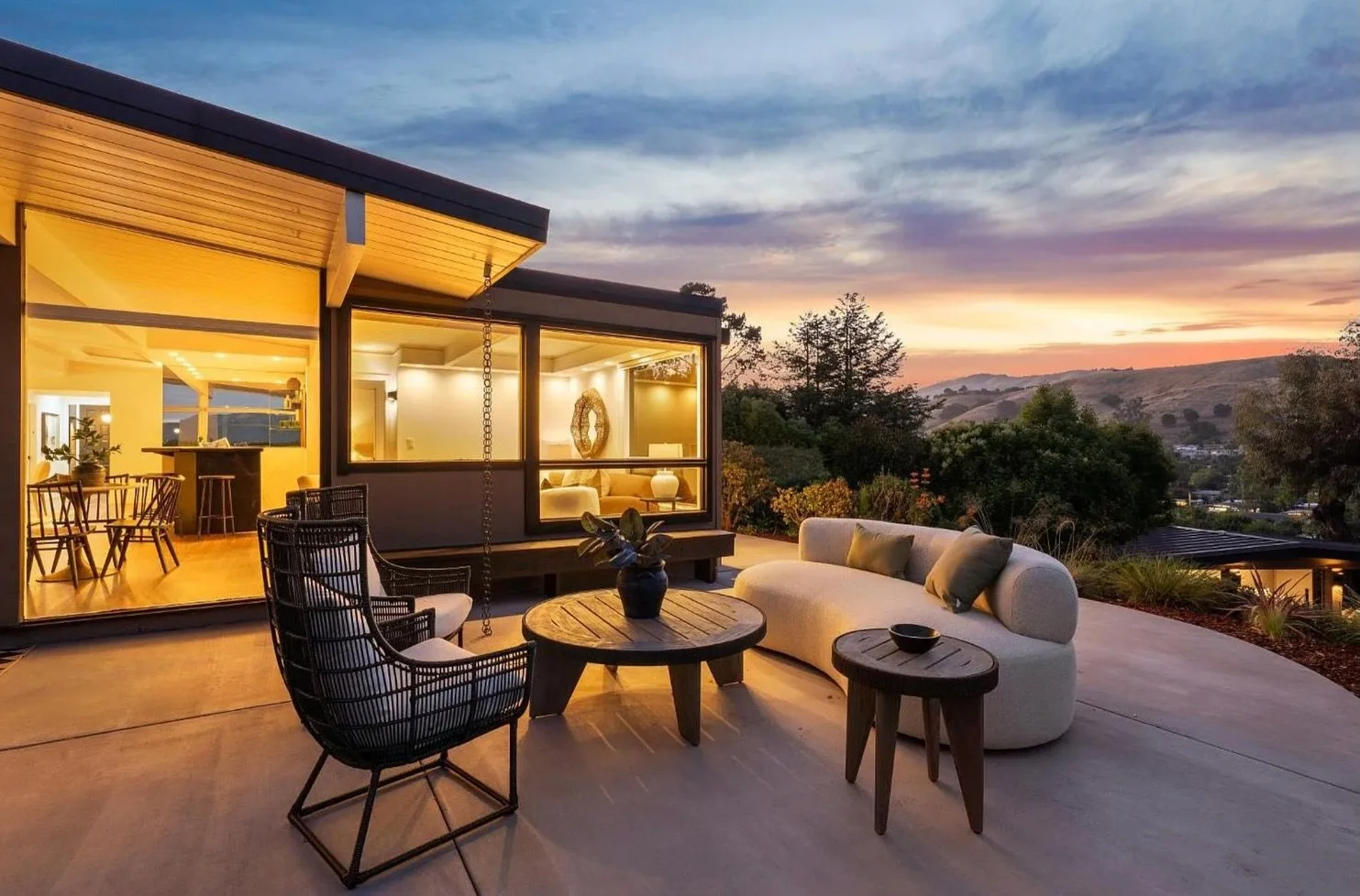 Terra Linda Eichler homes have a way of doing most of the talking themselves.

Clean lines, dramatic bones, and a connection to the outdoors that is built right into the design. We leaned into all of it &mdash; keeping our palette crisp and neutral, 