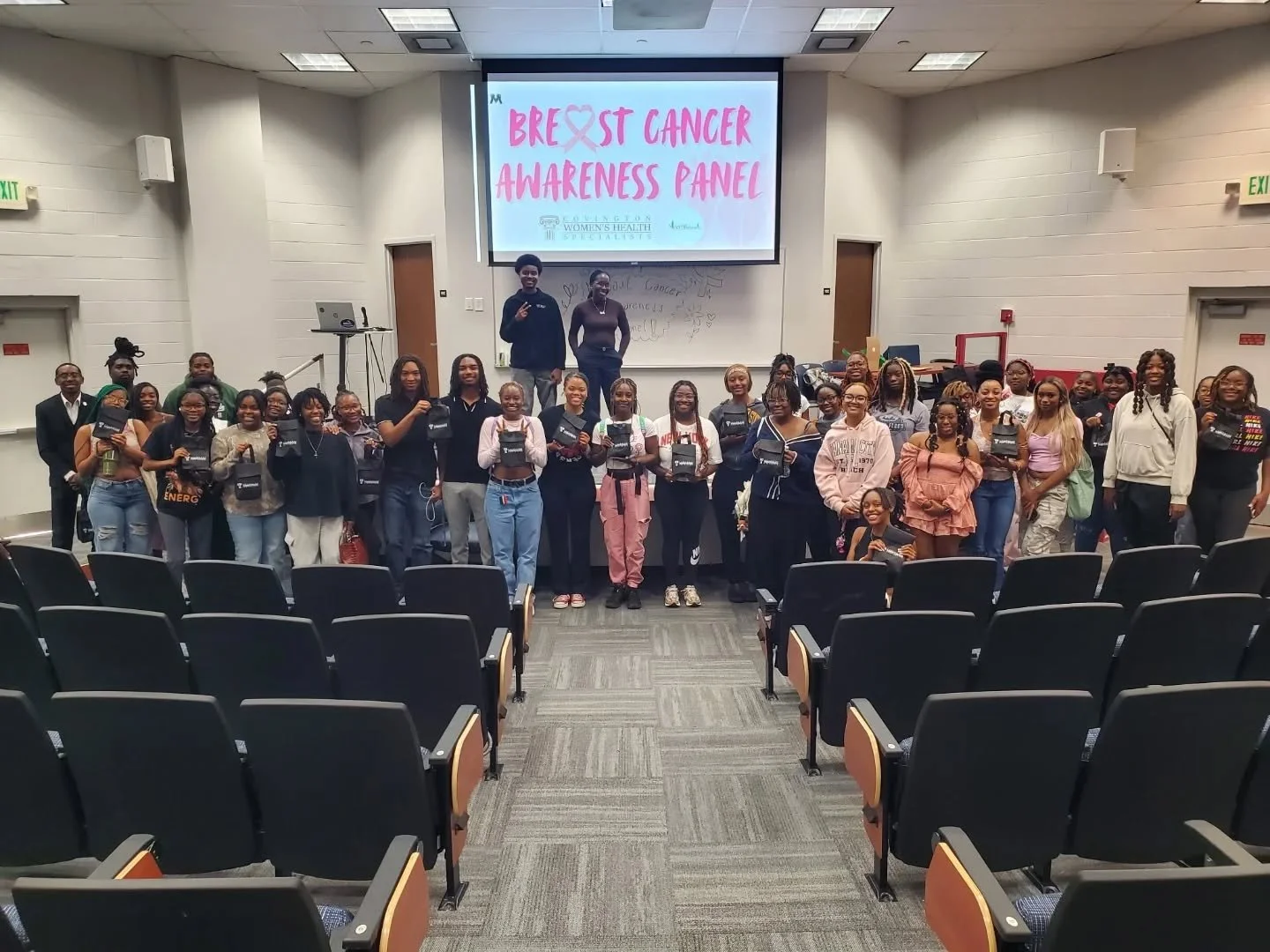We recently spoke at @fvsu_1895 , where Dr. Steven B. Samuels received his undergraduate degree and currently works. Dr. Sherley C. Samuels spoke on their Breast Cancer Awareness Panel coordinated by the students for the students!
At the end of the