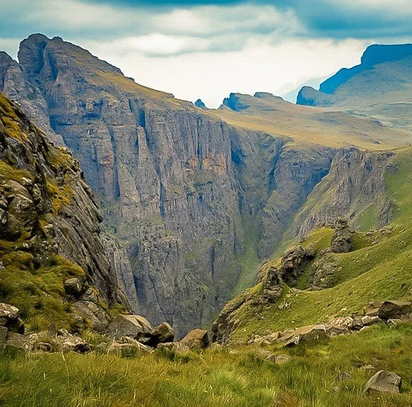 Drakensberg Retreat     The X of Immortality : A Gift from Paradise.